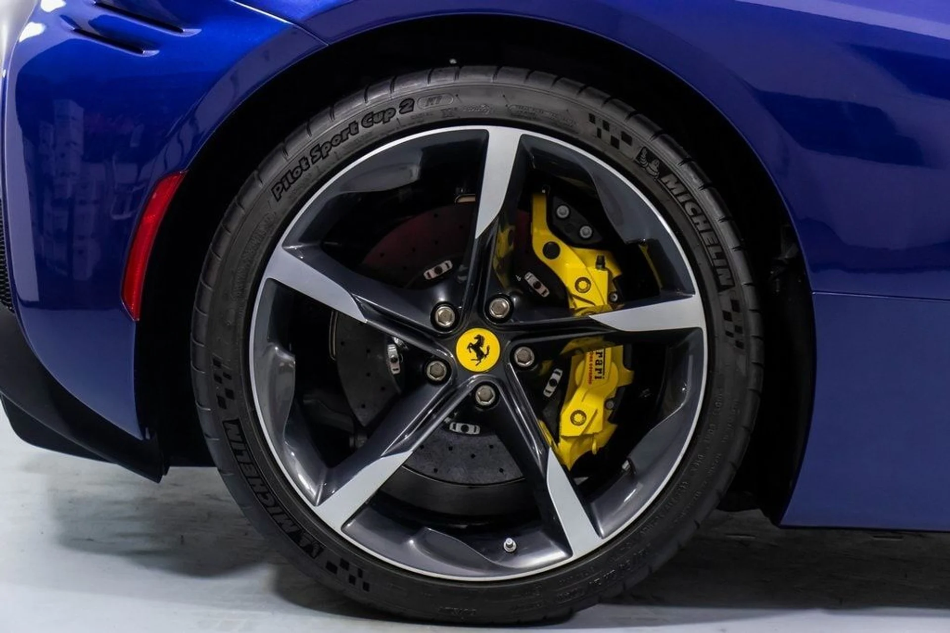 mph064_4262903780_e9a3c9e35ac5552f4f15bd11e8c8f738x_30435c772c