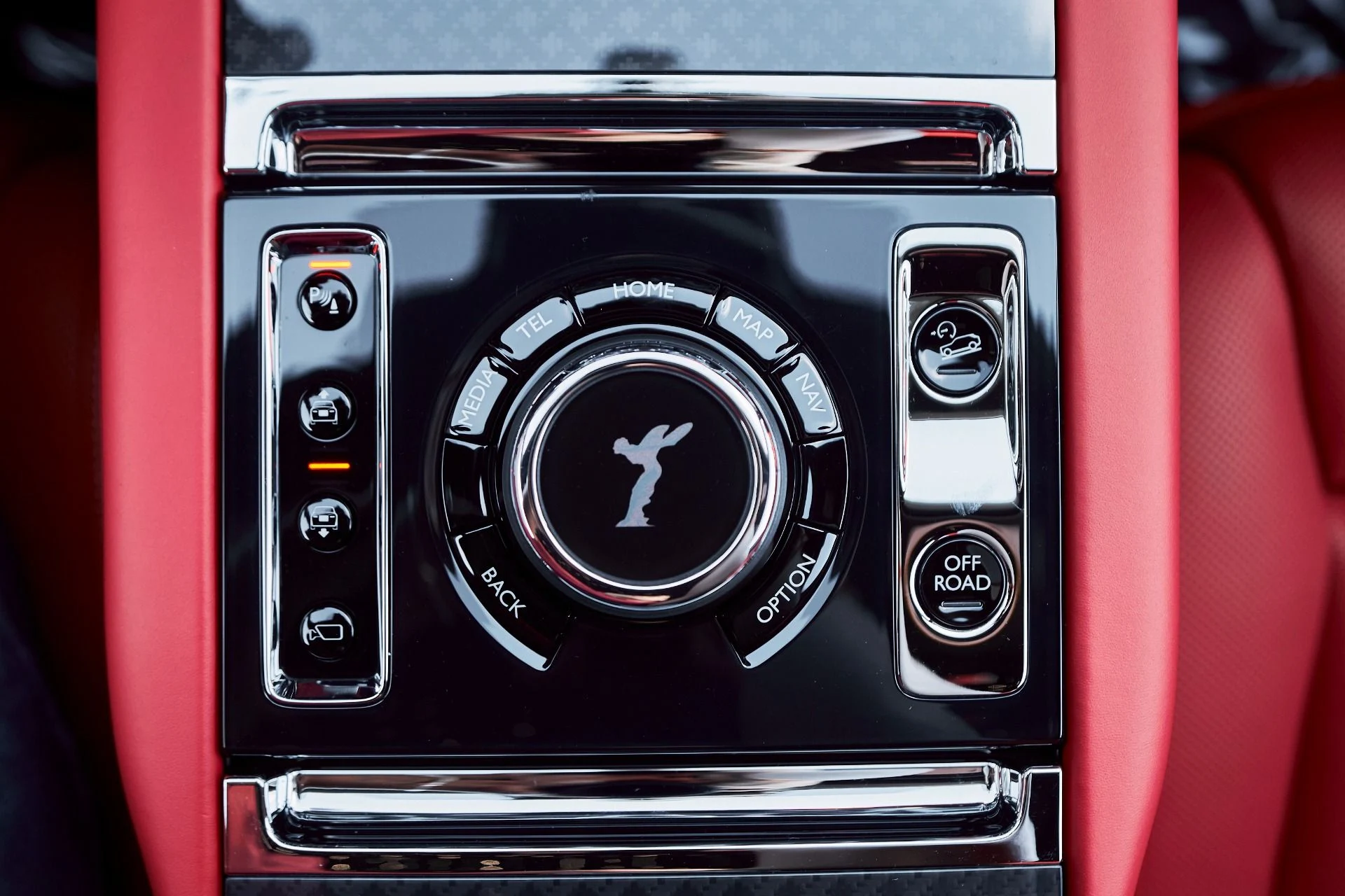 mph064_450466546_Used_2025_Rolls_Royce_Cullinan_Black_Badge_1763084645_a275230180