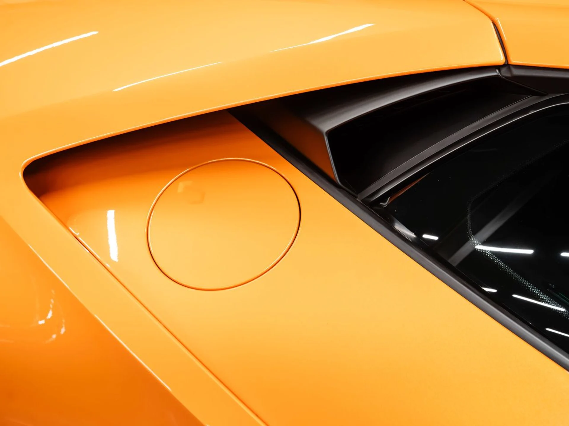 mph064_465480405_lamborghini_huracan_2023_8f5df5b68e