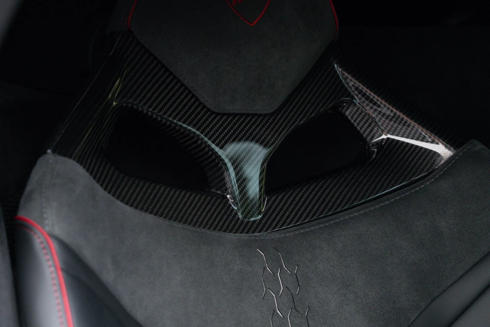 mph064_479307990_Used_2024_Lamborghini_Huracan_Sterrato_1775279109_988fd7ea93