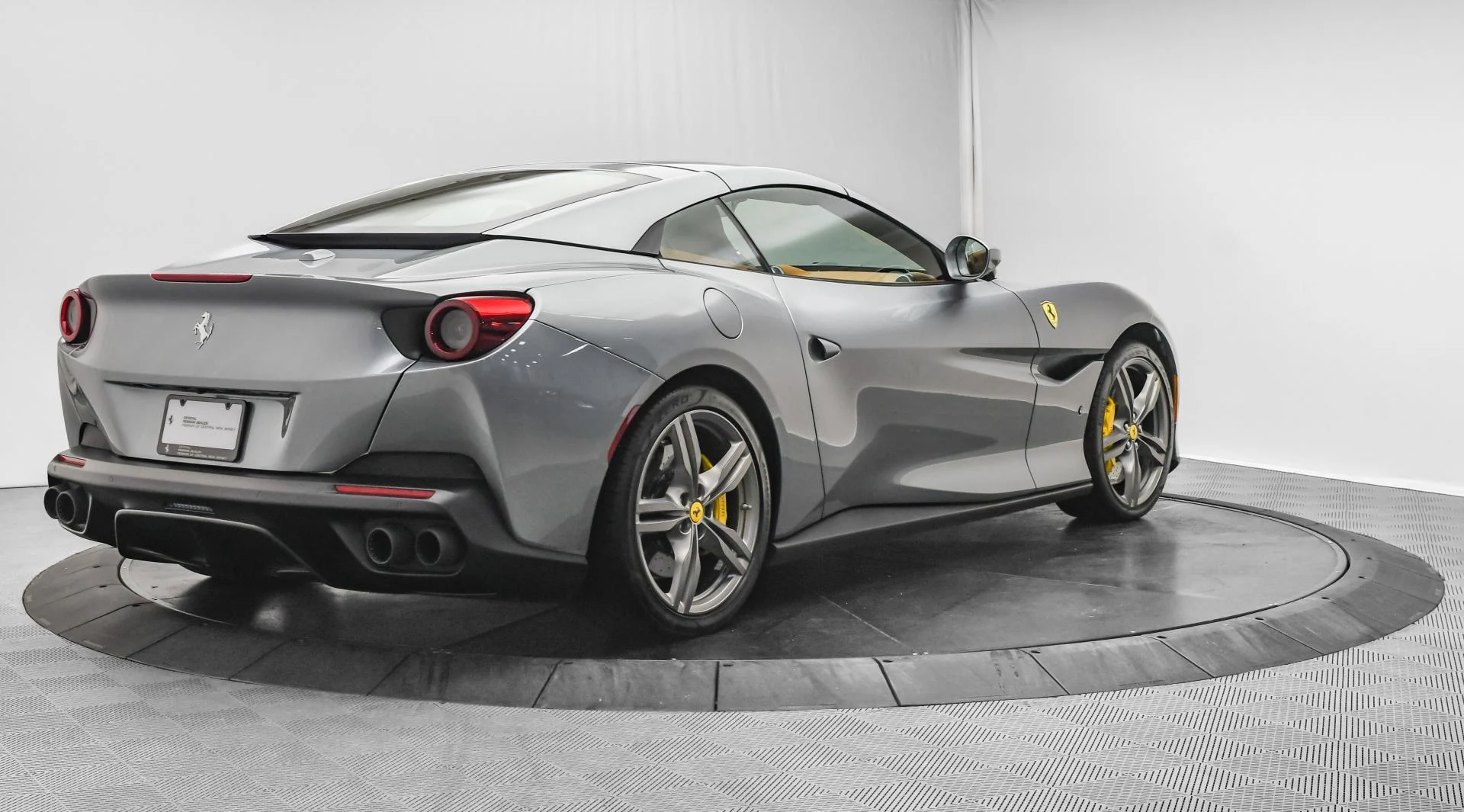 mph064_499283502_Used_2021_Ferrari_Portofino_1754553989_52763265c6