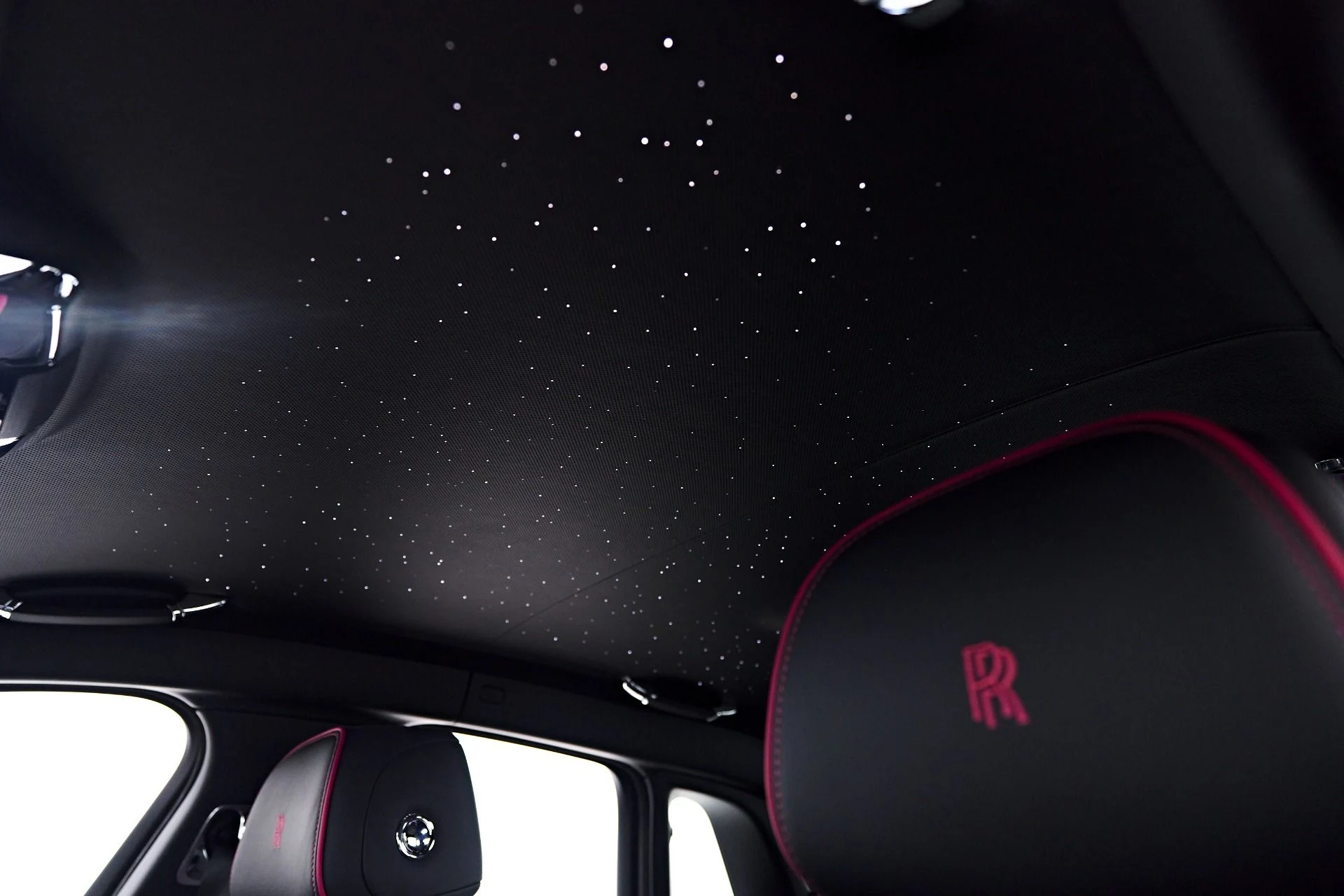 mph064_524218512_Used_2024_Rolls_Royce_Ghost_Base_1750545562_cdbea2feb2