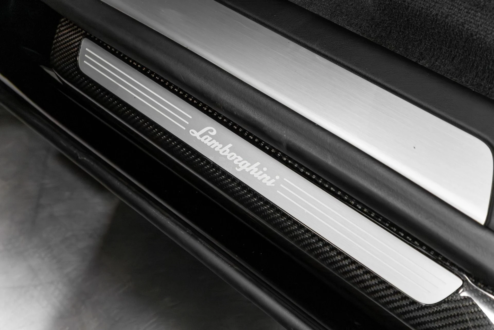 mph064_537482373_Used_2022_Lamborghini_Urus_1771543126_a2f13e8f49