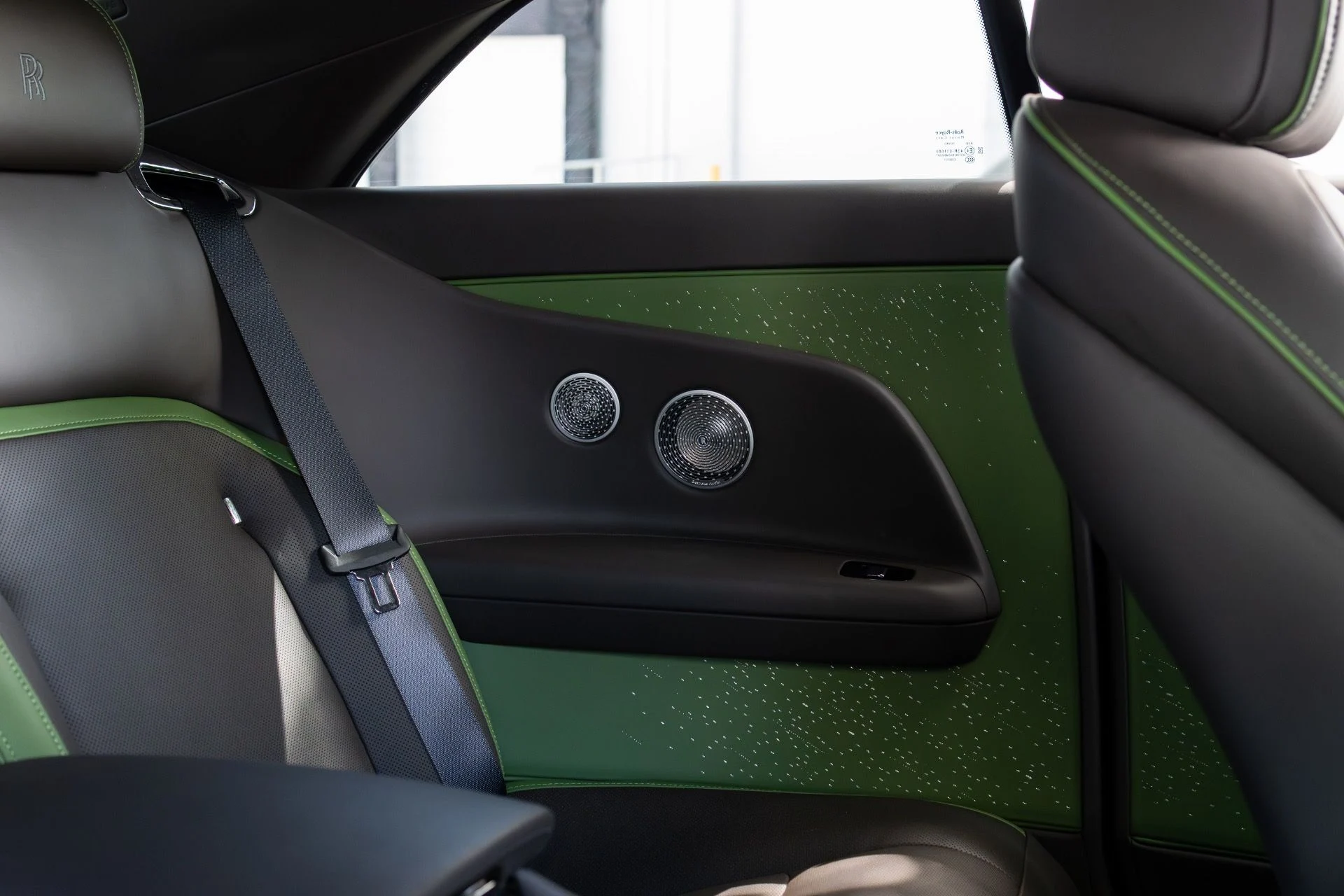 mph064_539265806_Used_2024_Rolls_Royce_Spectre_1775022942_d6eabfe1a8