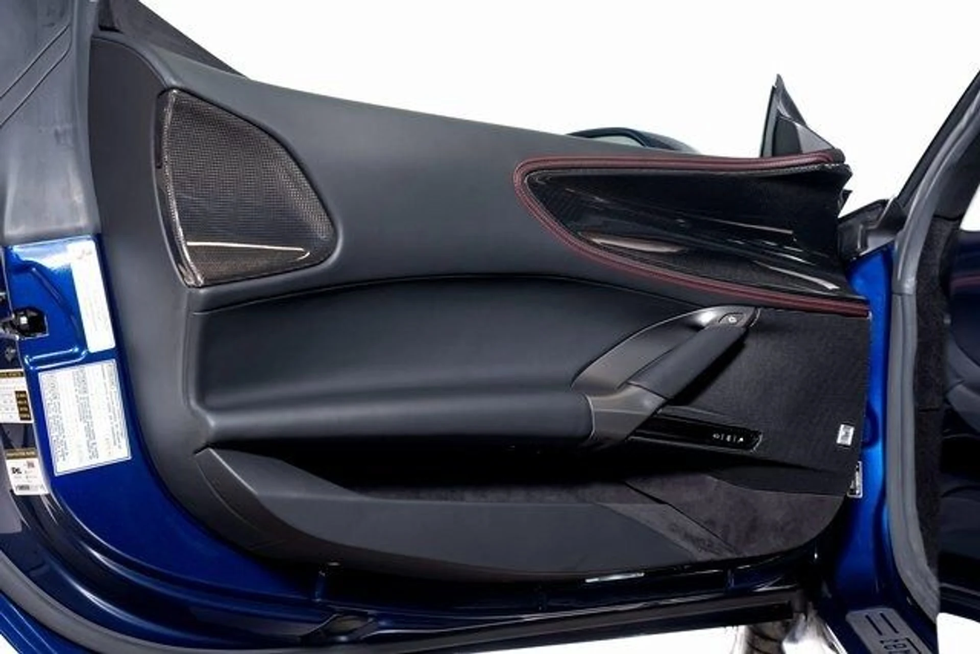 mph064_580087616_e7f24d71230d40b0d977618772ea0e3cx_f05331bebb