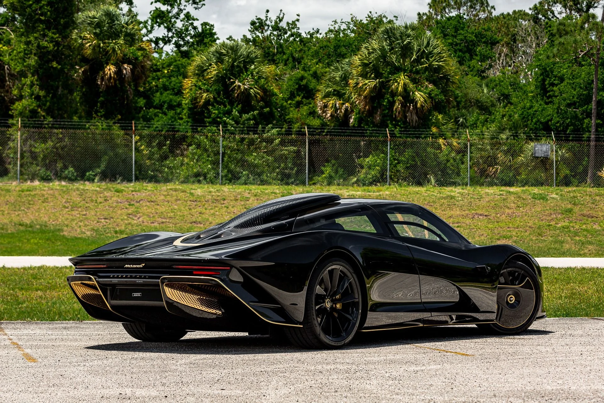 mph064_624106421_Used_2020_Mc_Laren_Speedtail_XP_10_Bespoke_451c8f575e