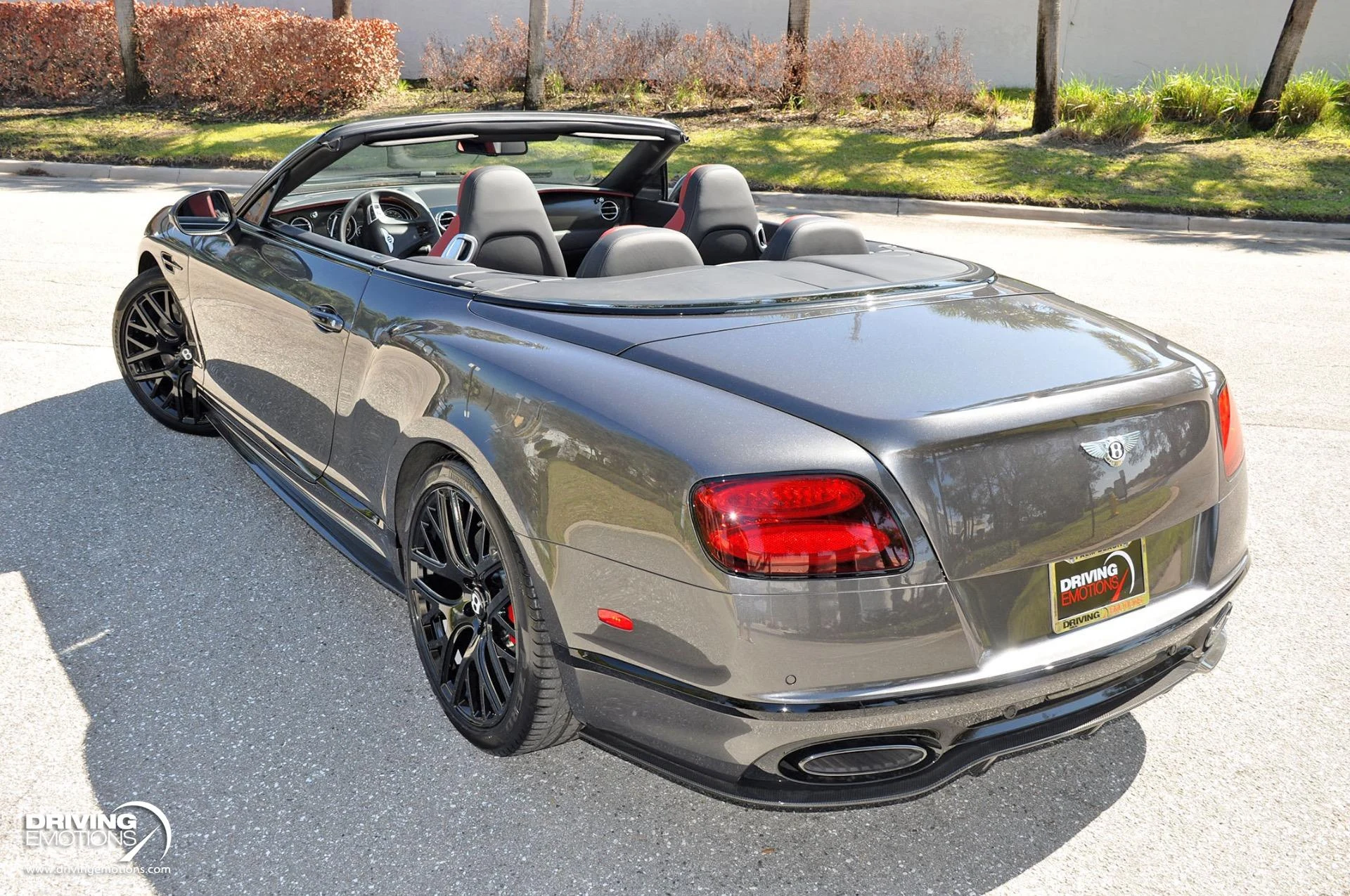 mph064_638012615_891_p65_l_b62d6eb8ef