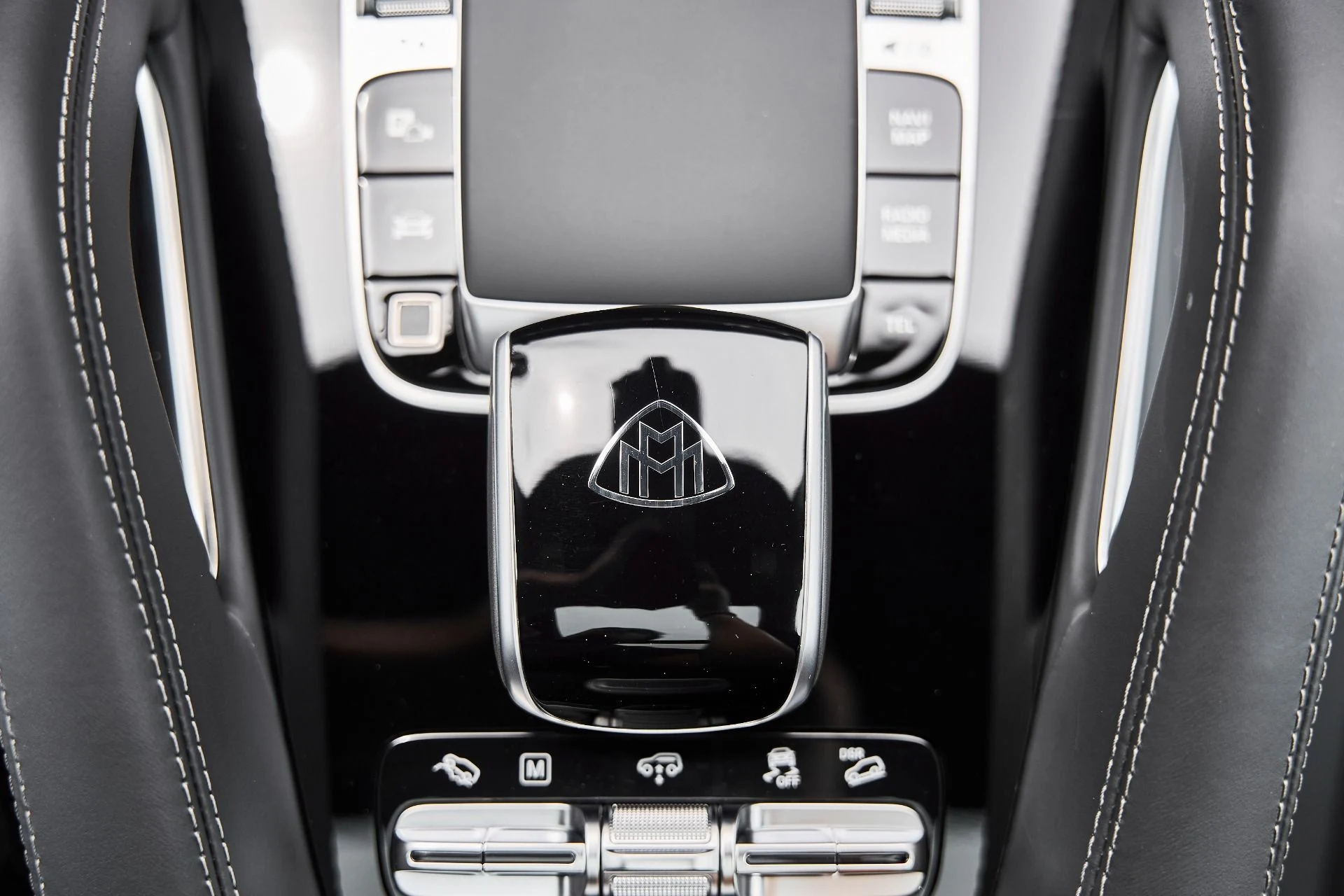 mph064_643575884_Used_2026_Mercedes_Benz_GLS_Maybach_GLS_600_1777160303_35b33b0306