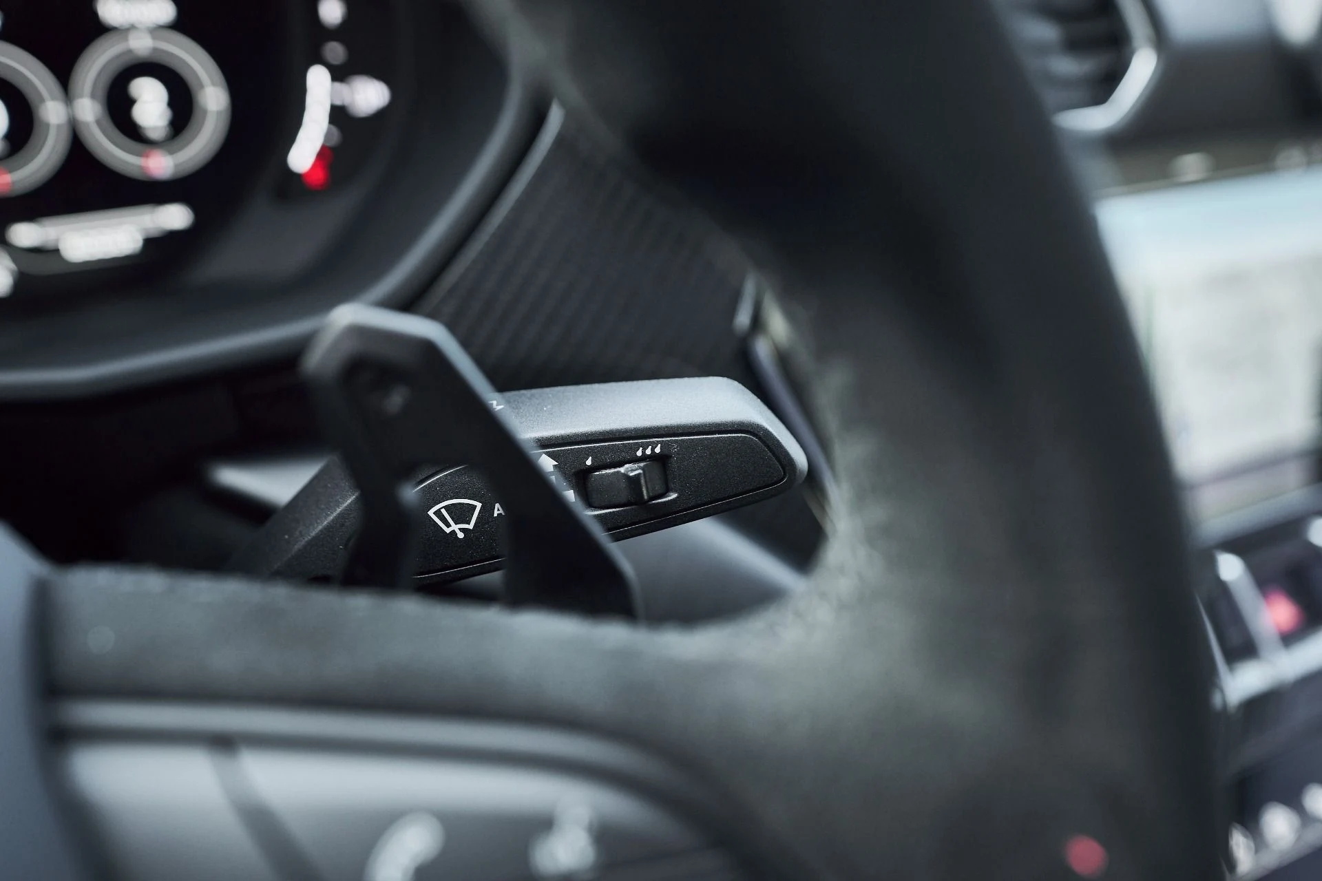 mph064_663801298_Used_2024_Lamborghini_Urus_Performante_1764730755_086a9fc4d6