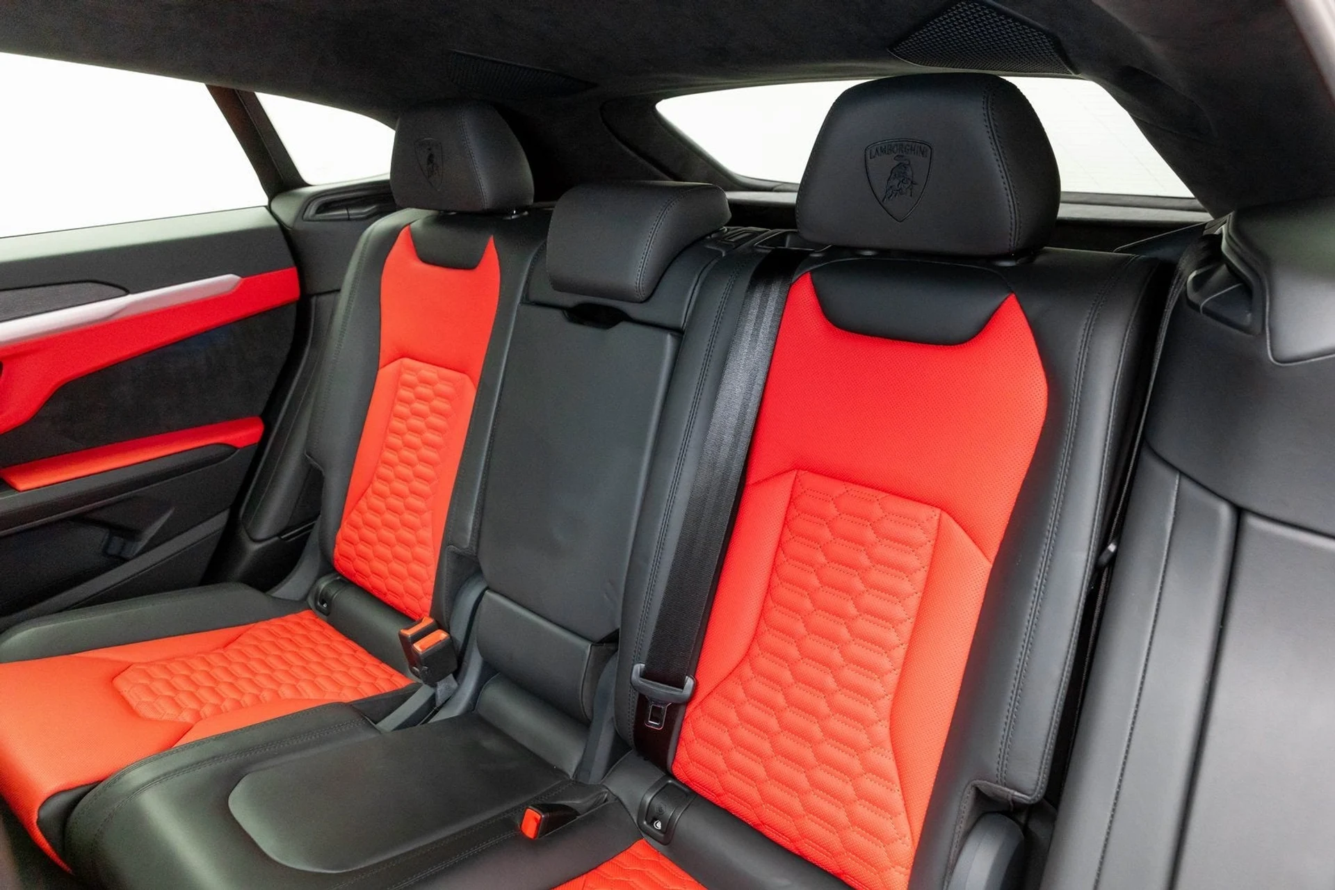 mph064_728805212_65_685b3099f8