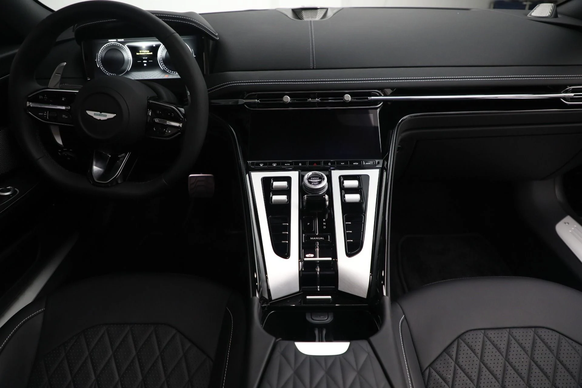 mph064_74878379_New_2025_Aston_Martin_DB_12_Volante_71ba0d8355