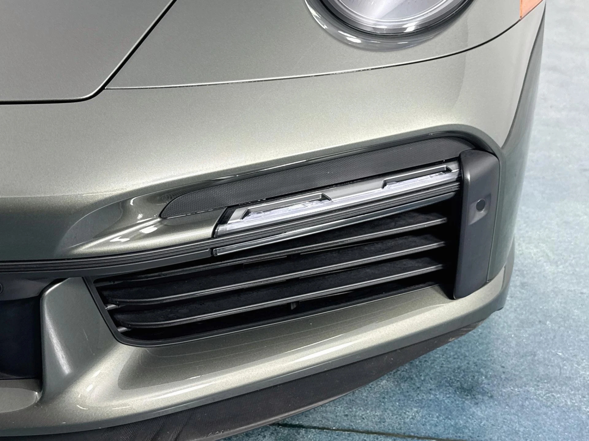 mph064_769588413_Used_2021_Porsche_911_Turbo_S_1789763434_8302d50806