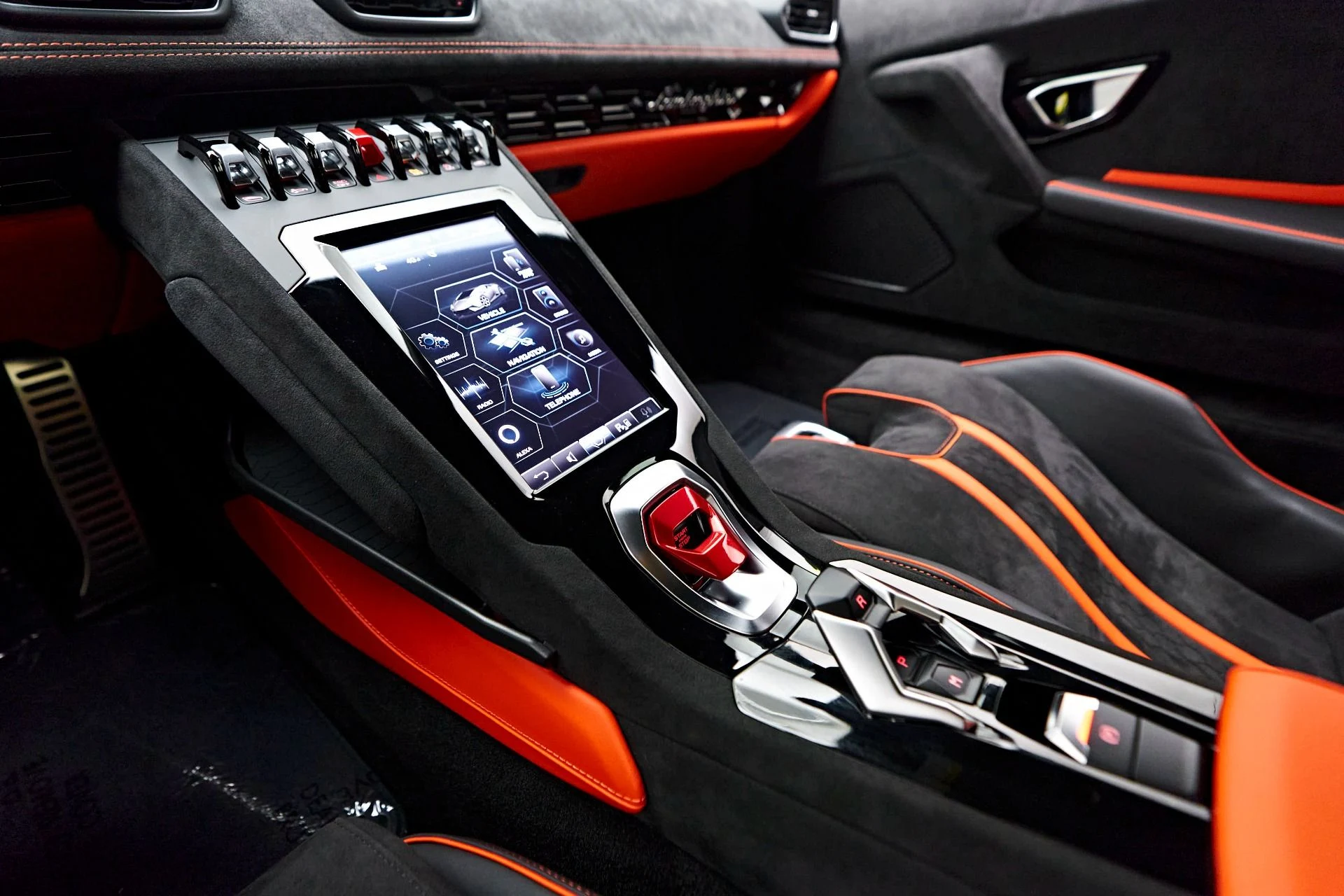 mph064_770673009_Used_2023_Lamborghini_Huracan_Tecnica_Base_1715640571_d4f268ec2d