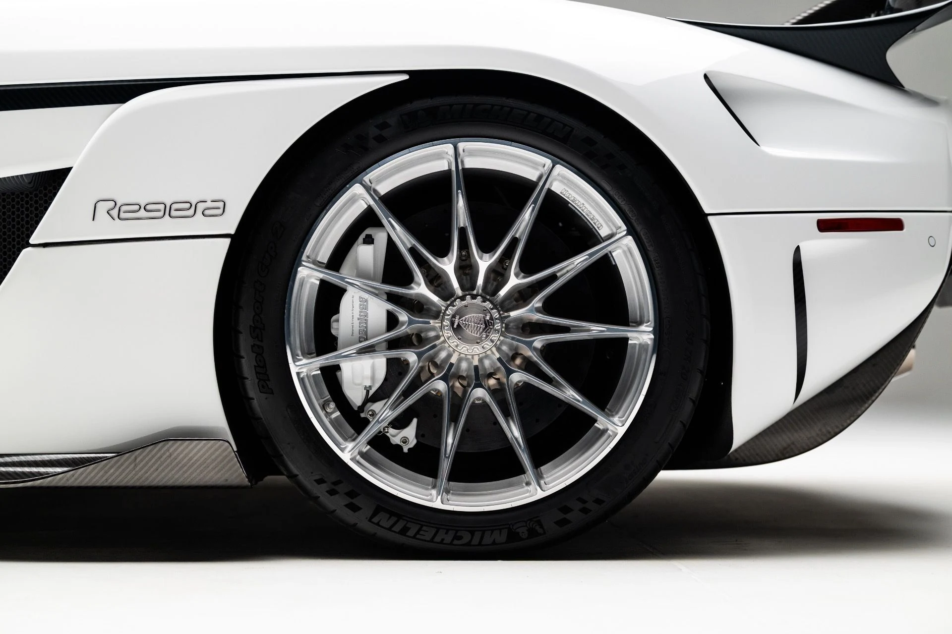 mph064_777364530_13358_p65_l_3db828bda2