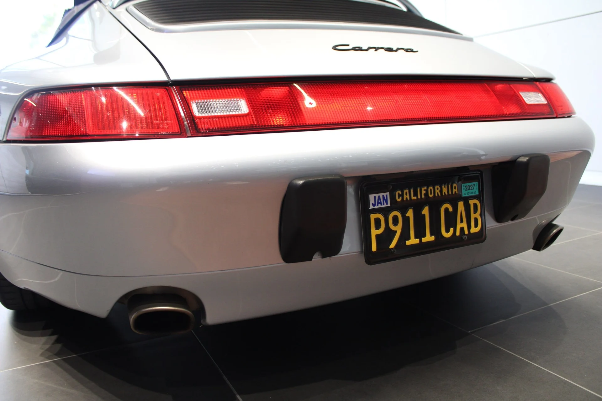 mph064_789780915_d1fd6c11c30d449bcee8aece79a8183dx_b40028fa7d