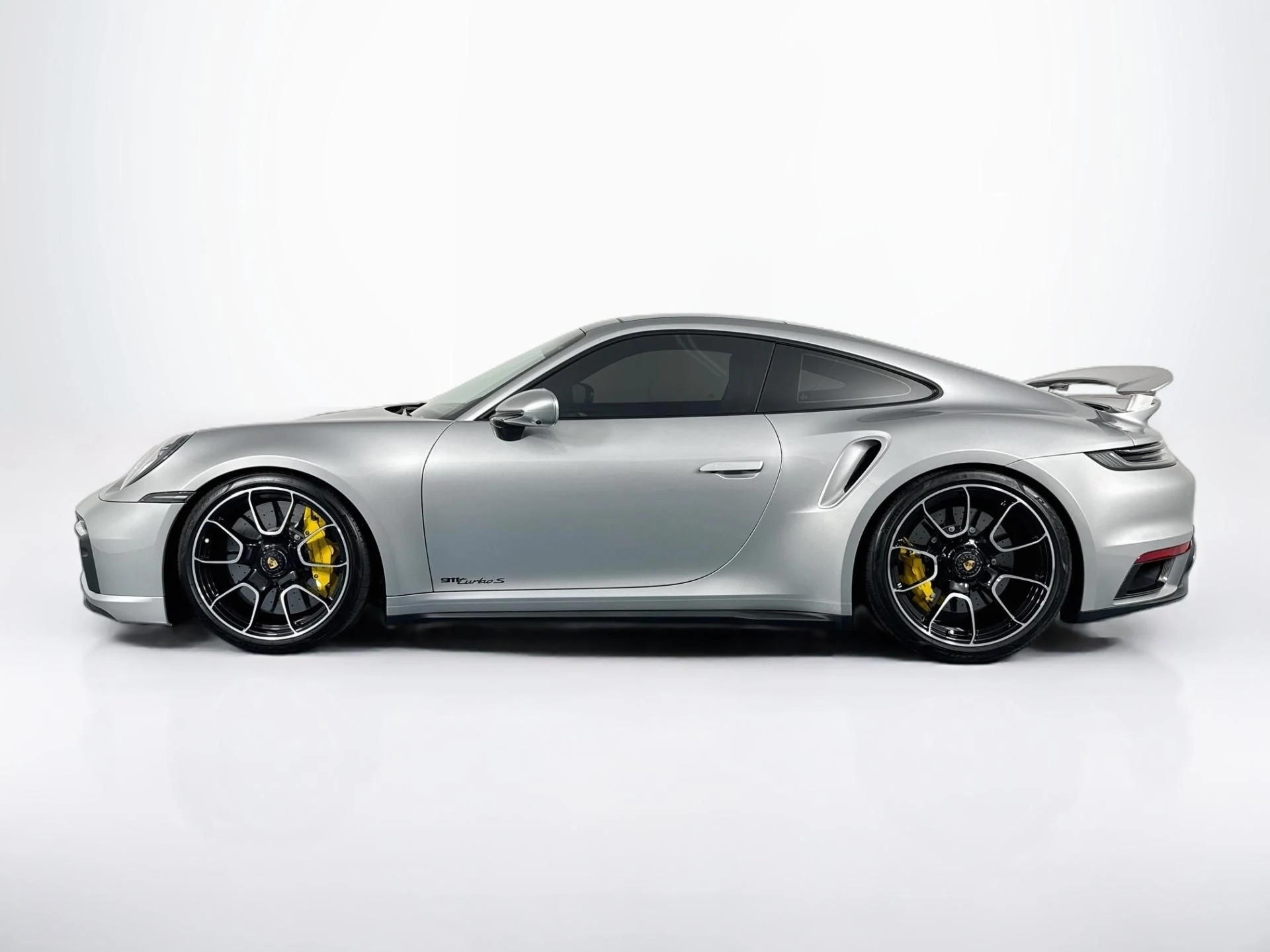 mph064_790978250_Used_2023_Porsche_911_Turbo_S_1791837373_5f8c0e8253