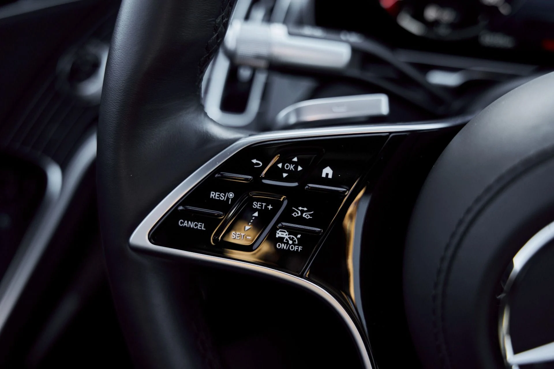 mph064_797358320_Used_2023_Mercedes_Benz_S_Class_Maybach_S_680_1769804072_406a860fb7