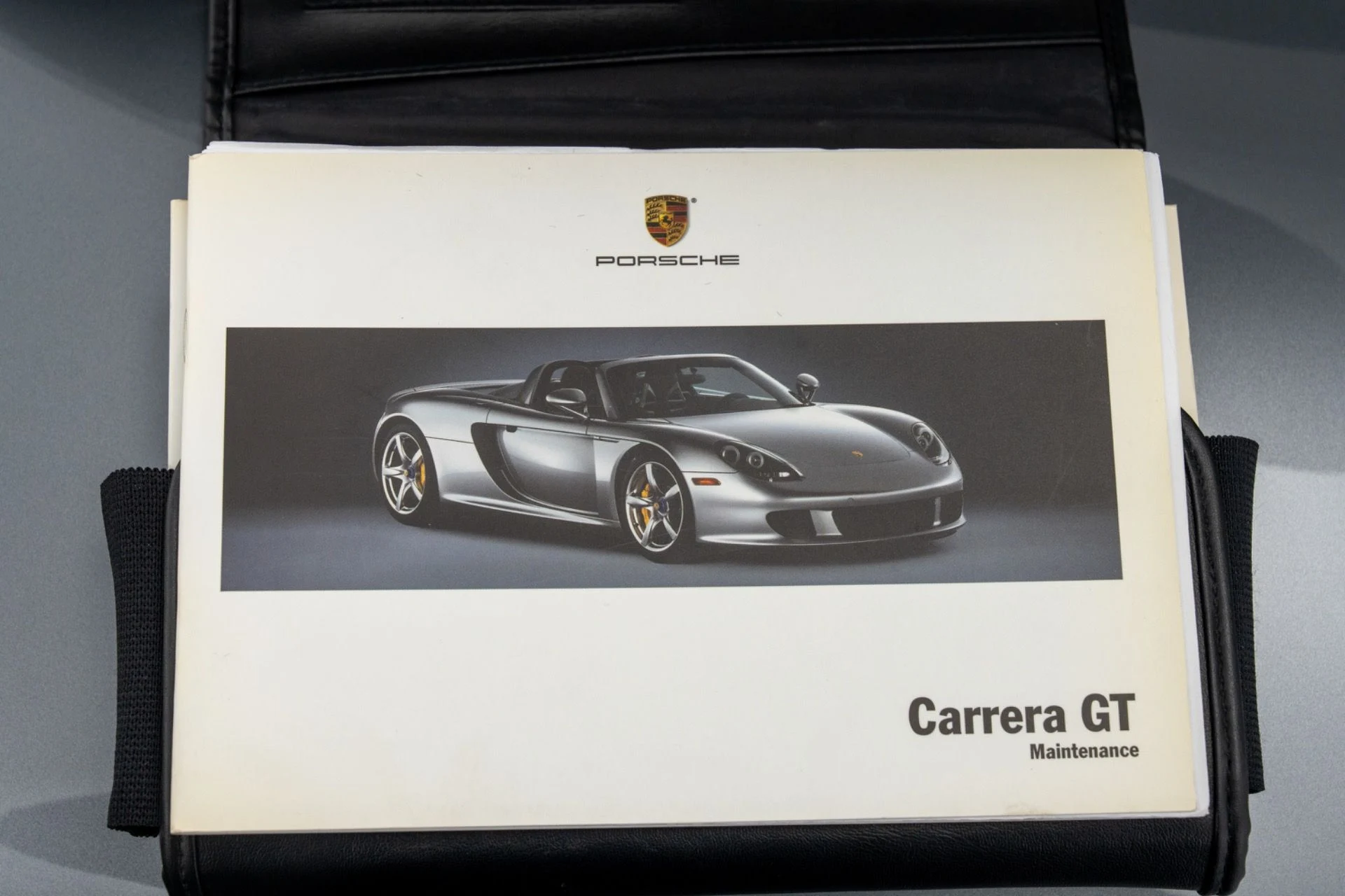 mph064_836079836_Used_2004_Porsche_Carrera_GT_1793121961_f1f095bc32
