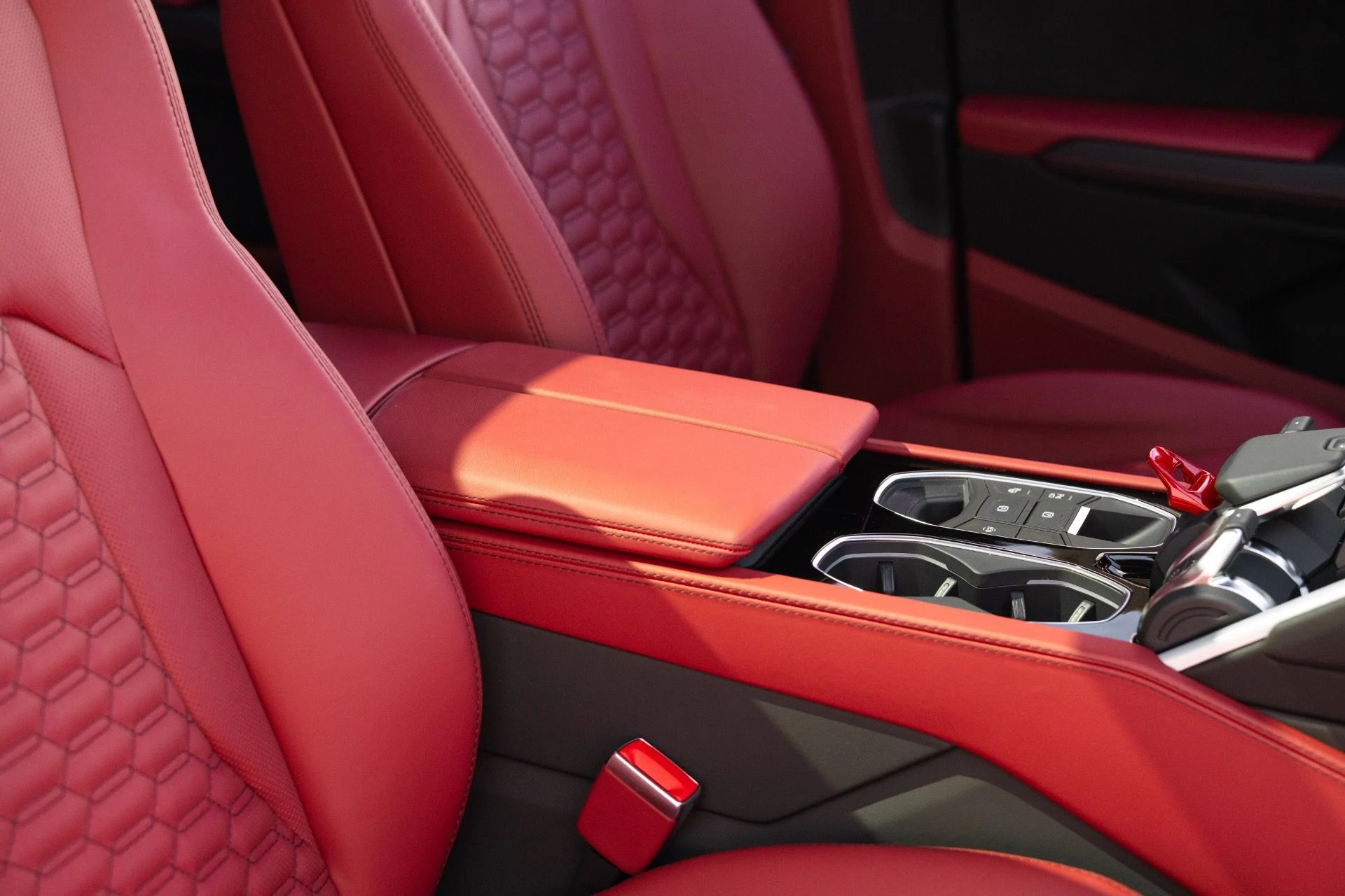 mph064_883348684_Used_2022_Lamborghini_Urus_1770690392_f4a33d73e1