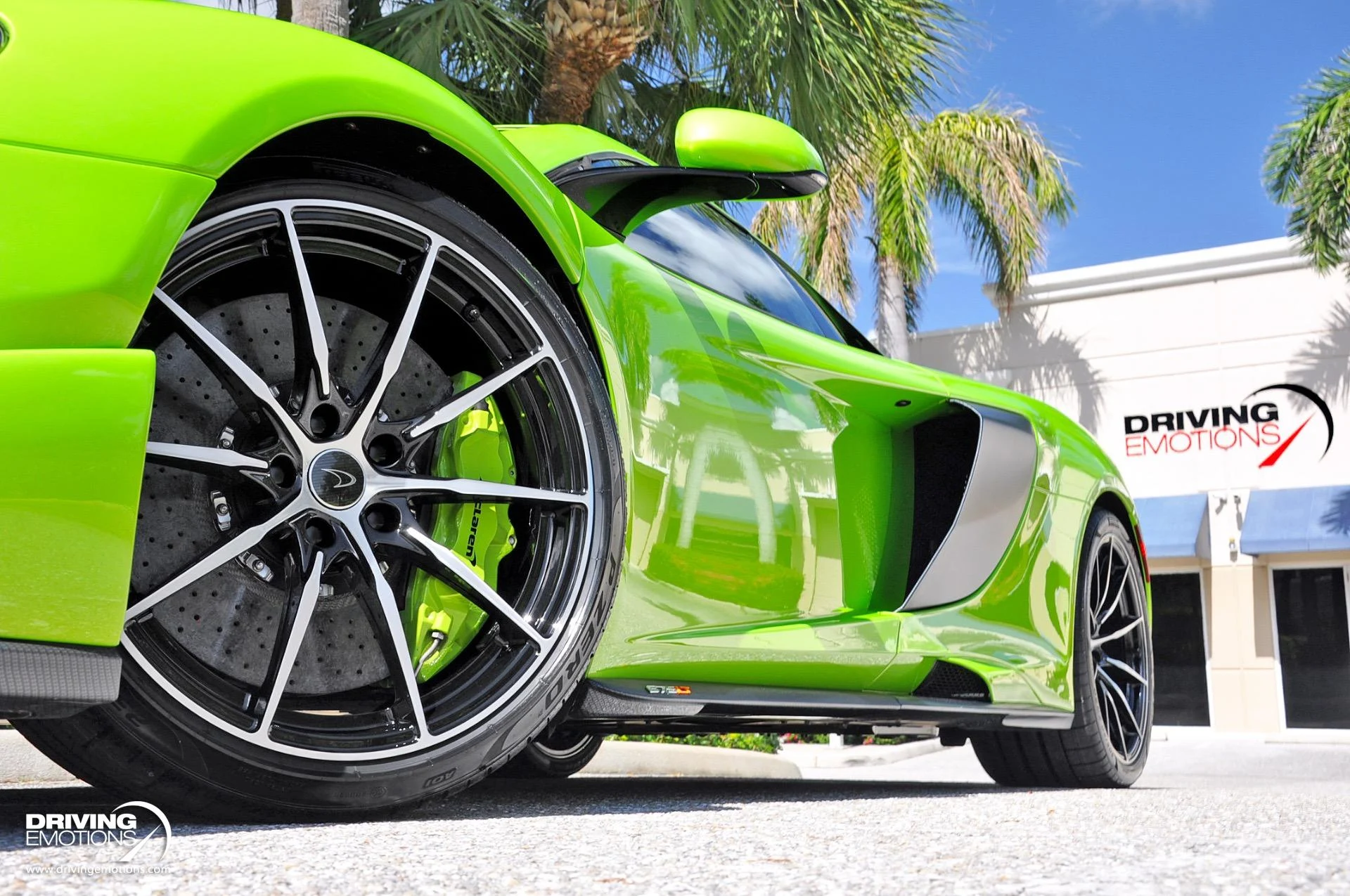 mph064_900600253_855_p65_l_e4c401f16d