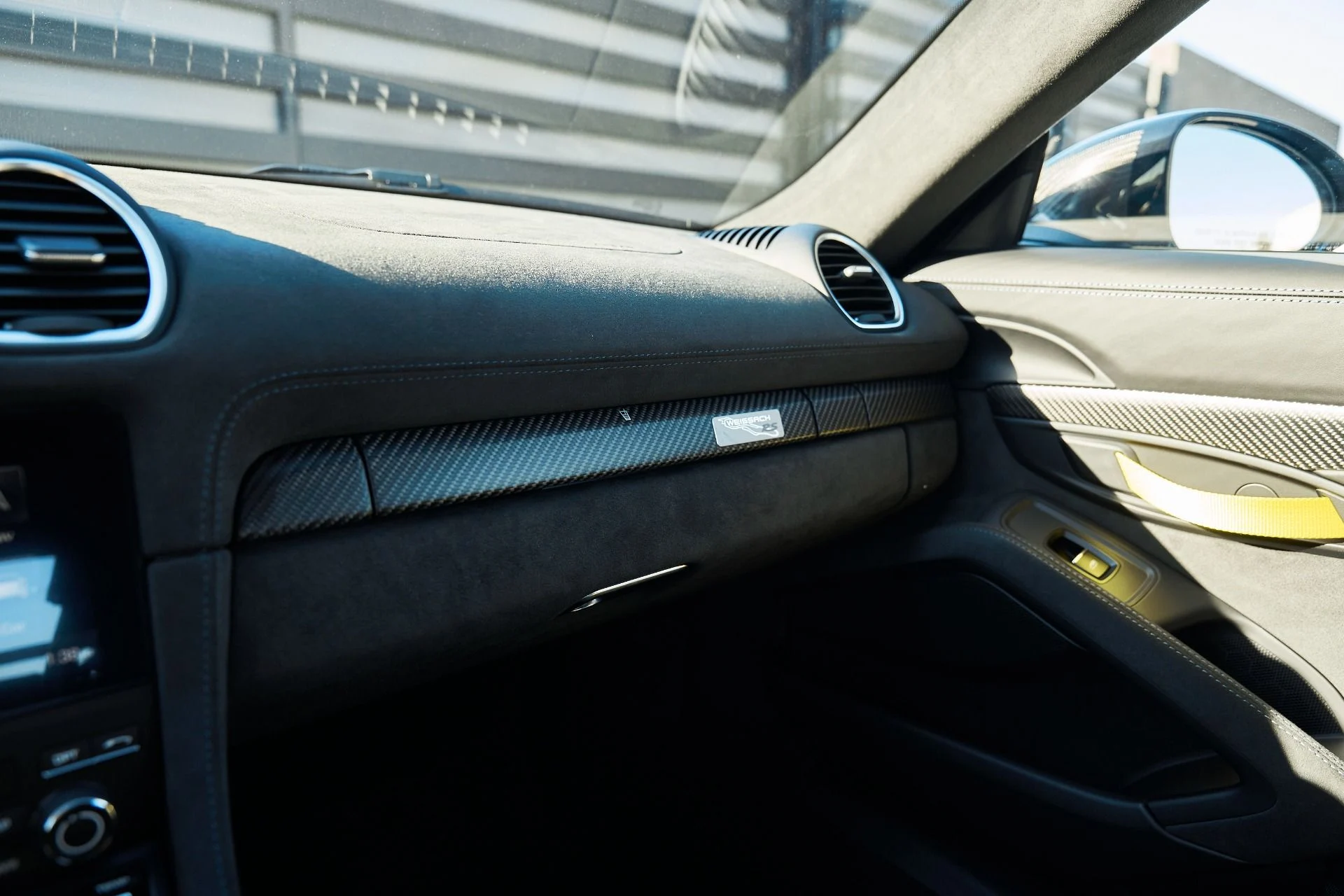 mph064_901269797_Used_2025_Porsche_718_Cayman_GT_4_RS_1766025583_5ec40156e8