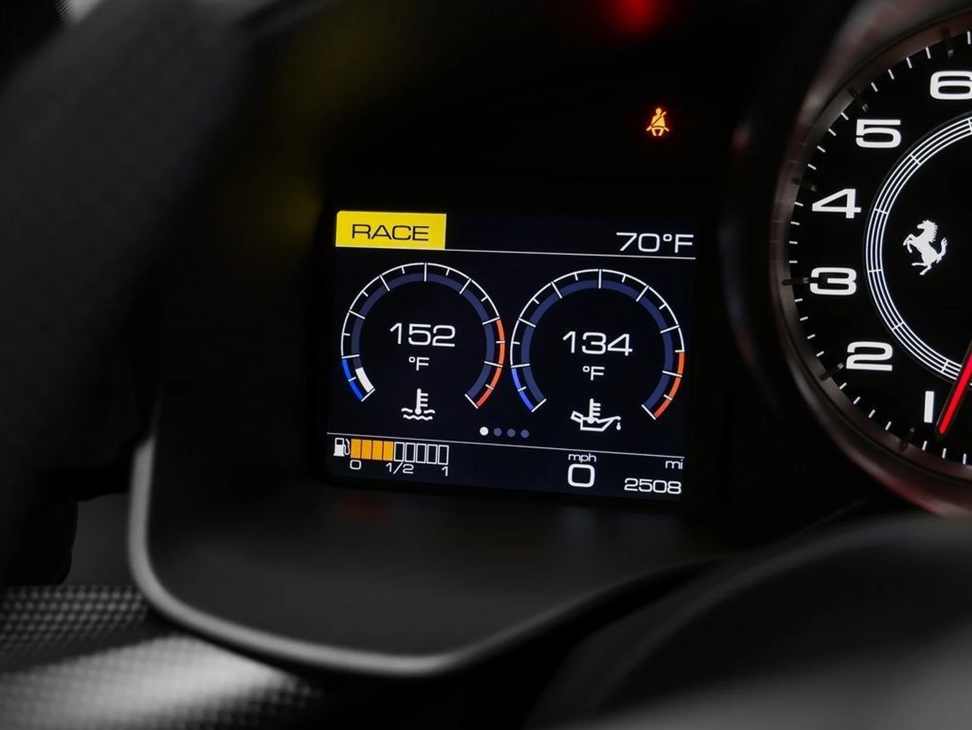 mph064_913765729_65_141ee2de92