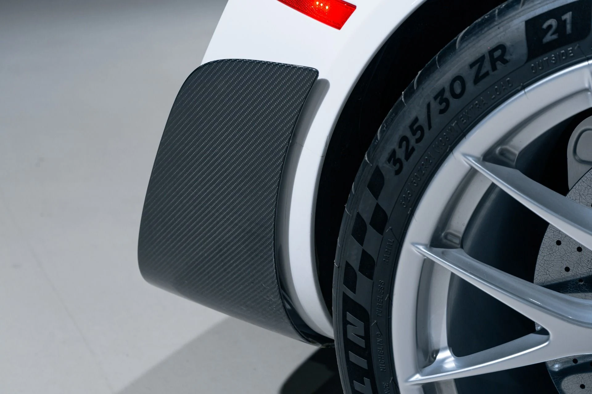 mph064_935433976_12440_p65_l_ff9fafceb8