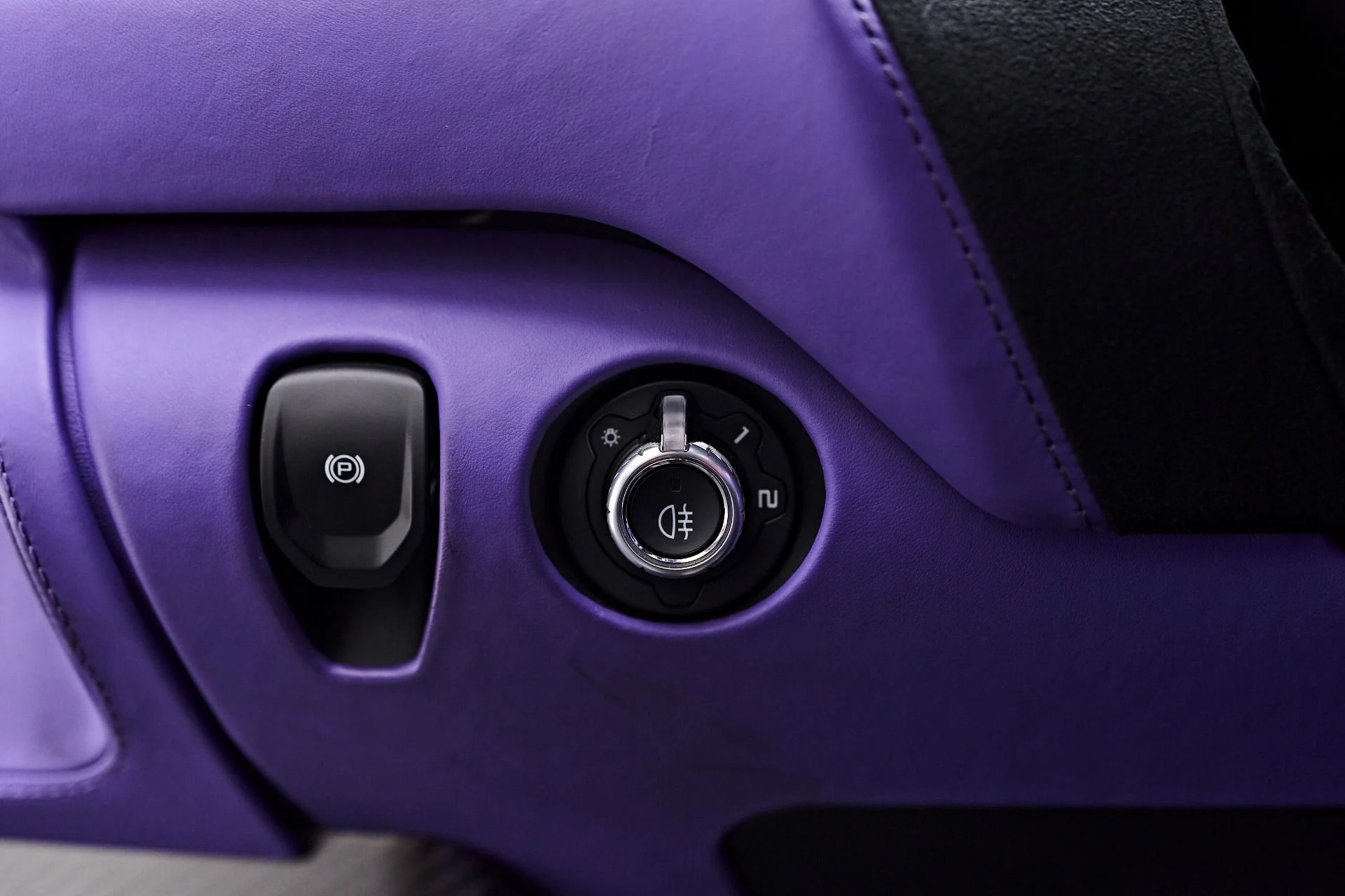 mph064_995425239_Used_2022_Mc_Laren_765_LT_Base_1753480618_1c8be1c8cf