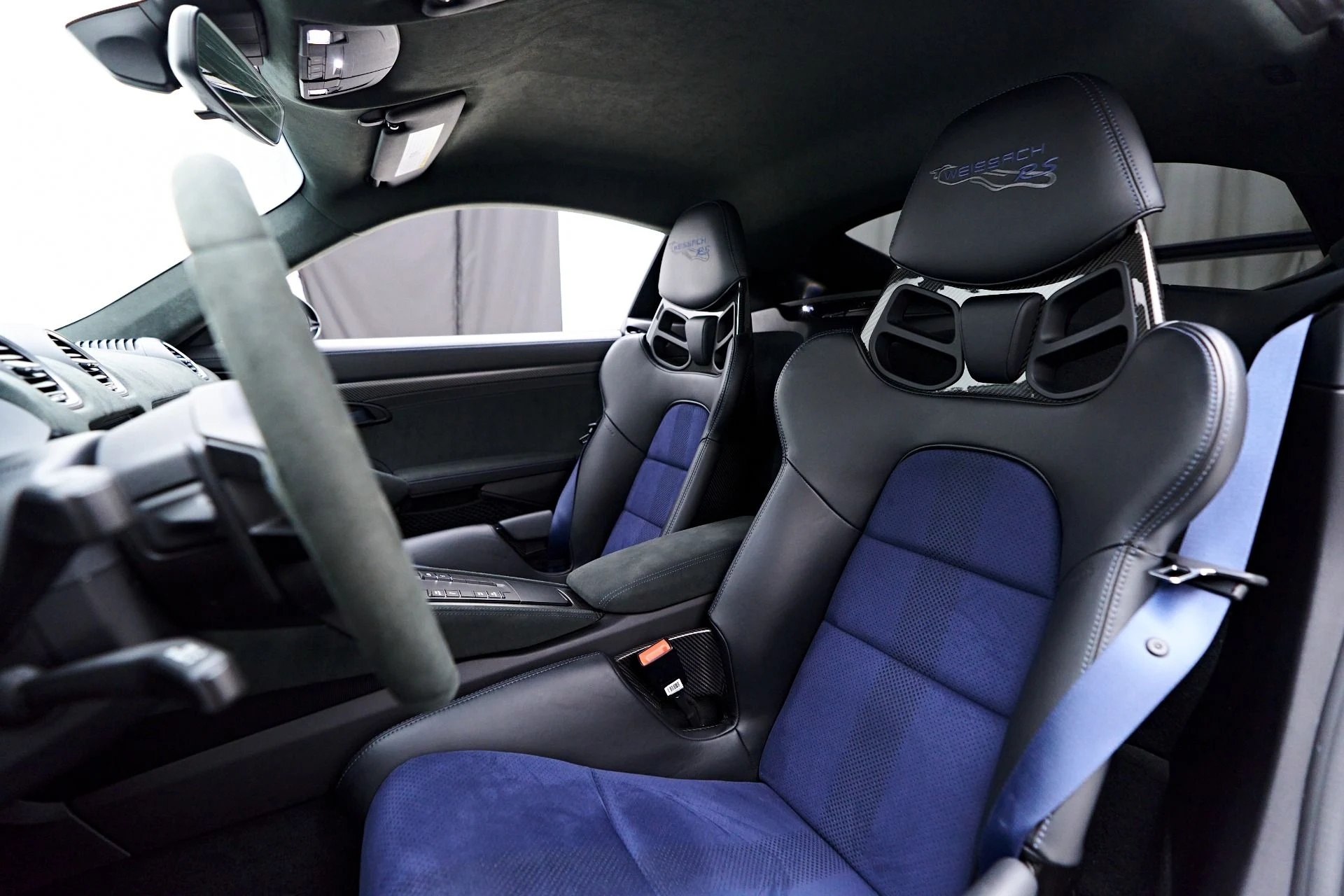 mph065_1017347391_Used_2025_Porsche_718_Cayman_GT_4_RS_1754674090_578c296a4e