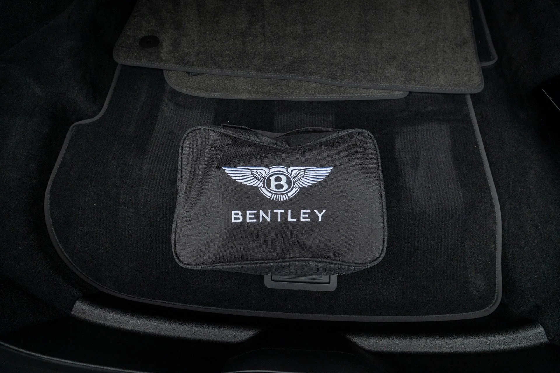 mph065_1039057307_Used_2022_Bentley_Continental_GT_V8_1769100918_0f8cdbbfa4