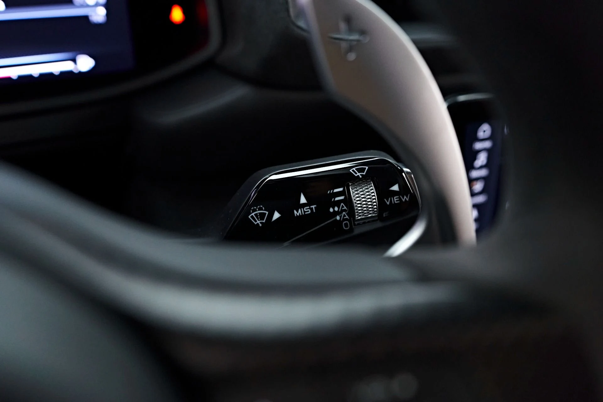 mph065_1042108838_Used_2023_Maserati_MC_20_Base_1721243405_8dfa71976c