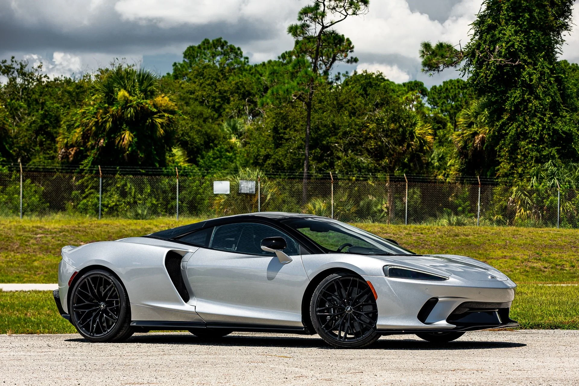 mph065_1094369005_137_p66_l_7f886e1954