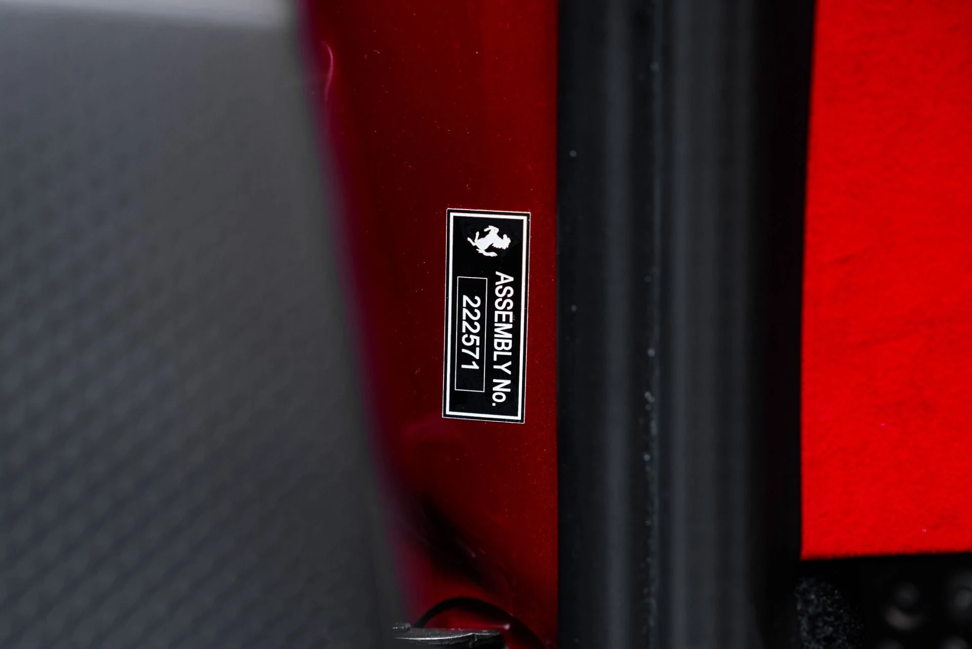 mph065_1130149167_Used_2024_Ferrari_Roma_1792713678_6eac2f8fa1
