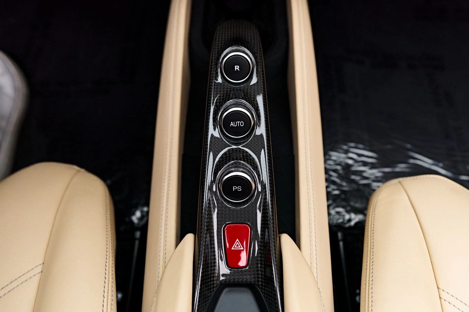 mph065_1217546109_Used_2022_Ferrari_F8_Spider_Base_1769106989_6a972ae5d6