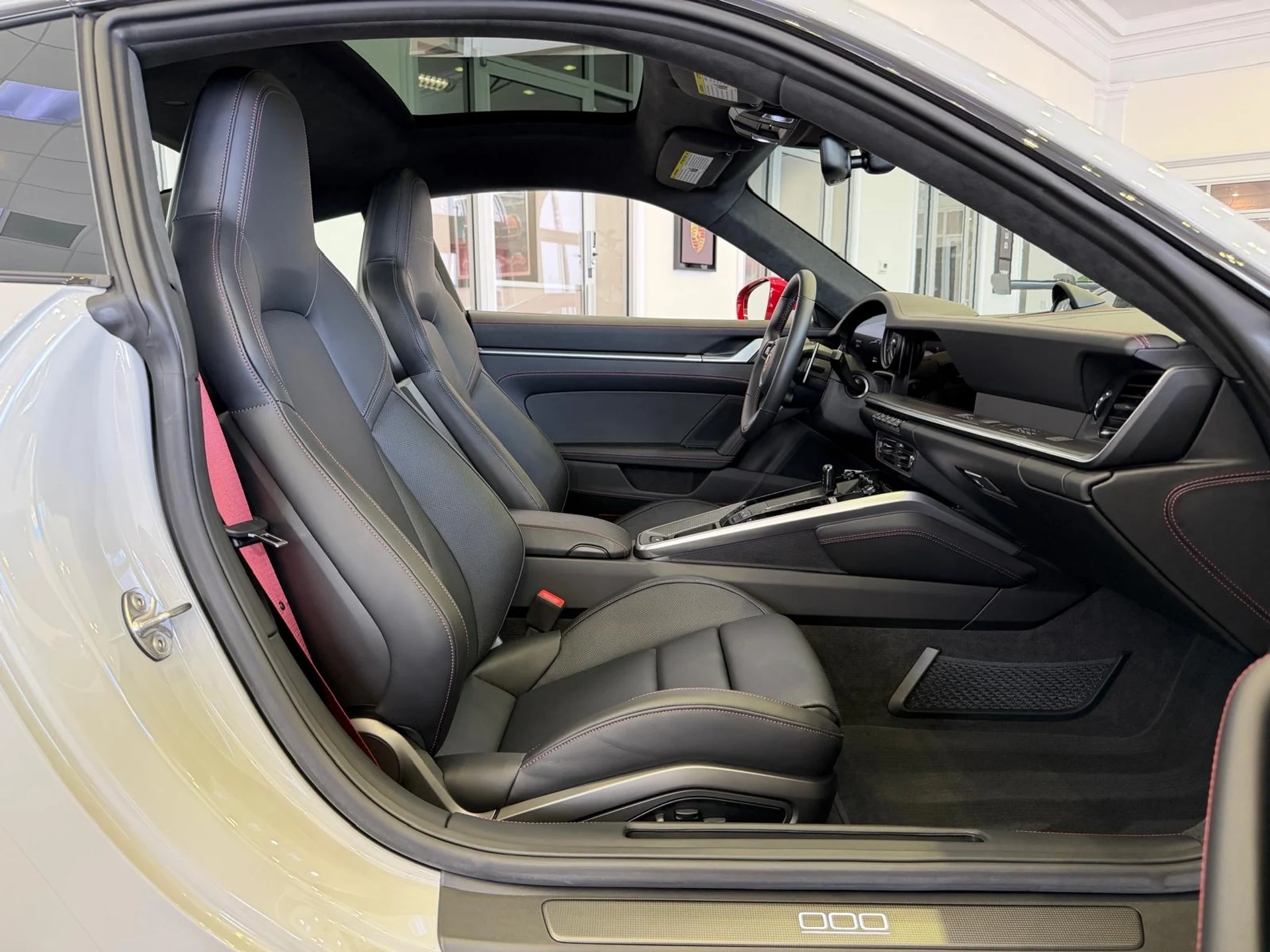 mph065_1220229021_Whats_App_Image_2026_04_08_at_5_16_28_PM_12_c0e0b84565