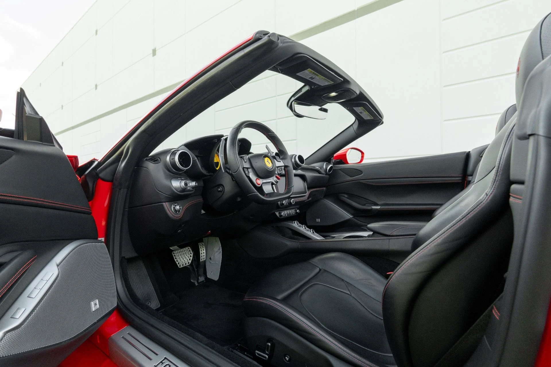 mph065_1249473632_Used_2020_Ferrari_Portofino_1760457229_c007b40bc6