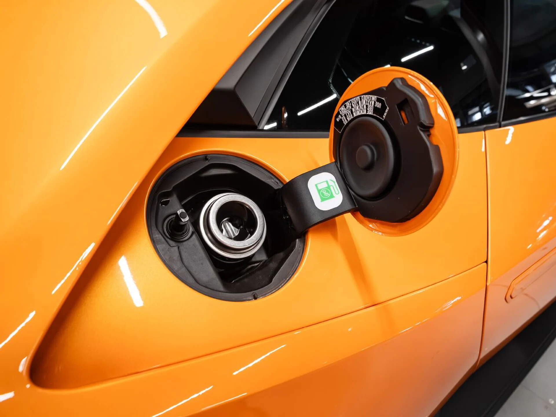 mph065_1313703322_lamborghini_huracan_2023_a9a79f817d