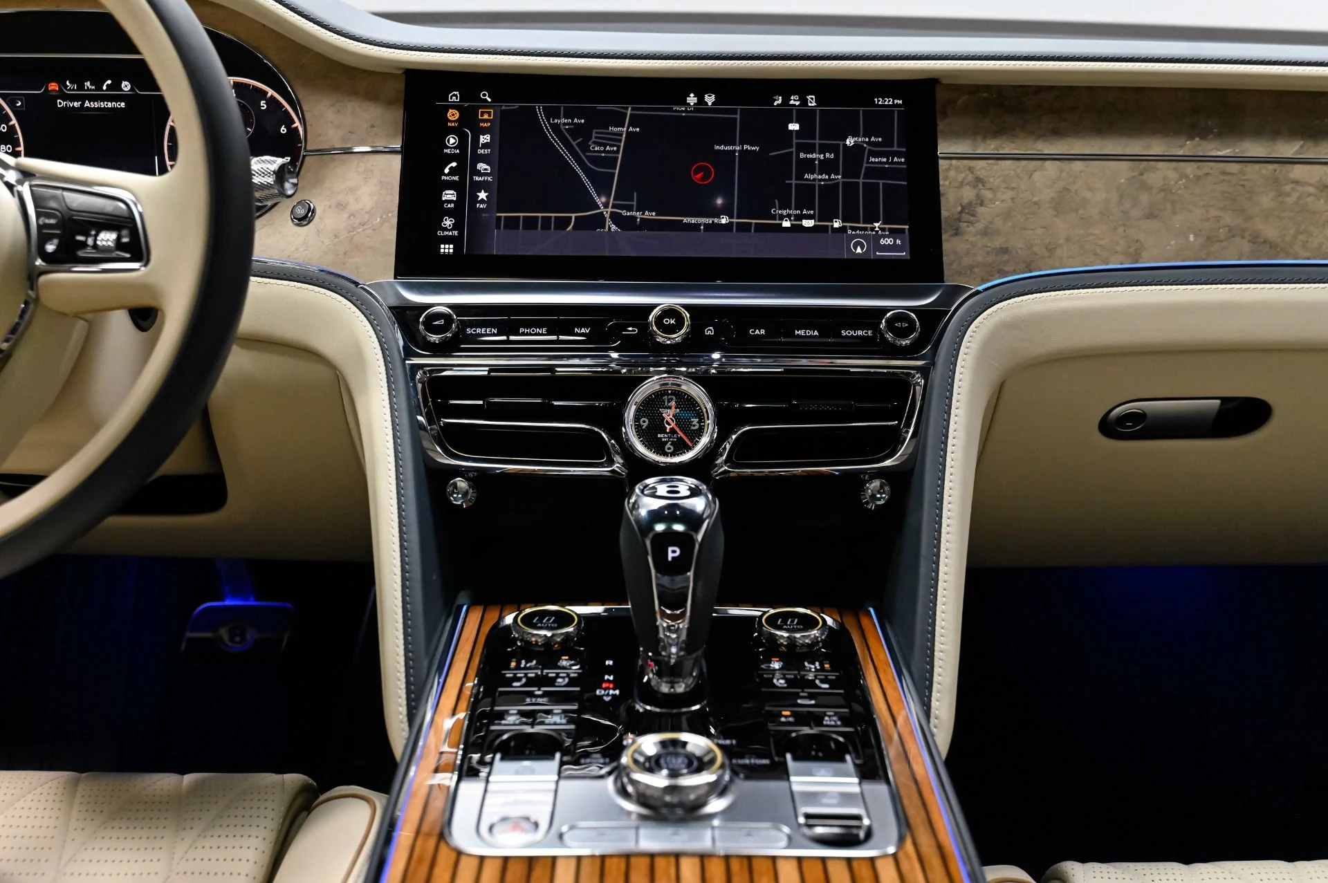 mph065_1320270063_Used_2022_Bentley_Flying_Spur_V8_1790876824_0269ab3d1c