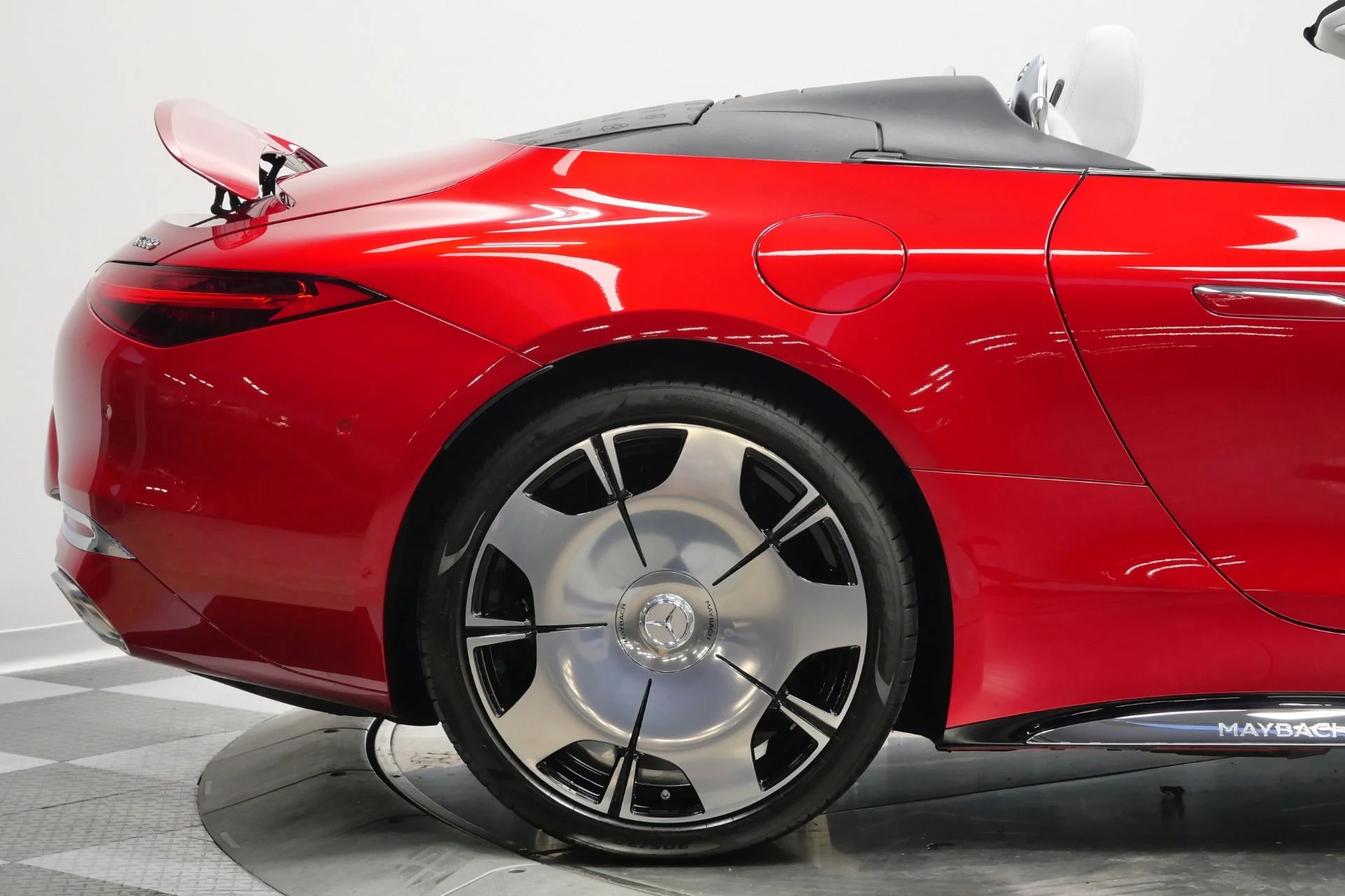 mph065_1324974649_Used_2026_Mercedes_Benz_Maybach_SL_680_Monogram_Series_As_New_Condition_1767976694_65281865fc