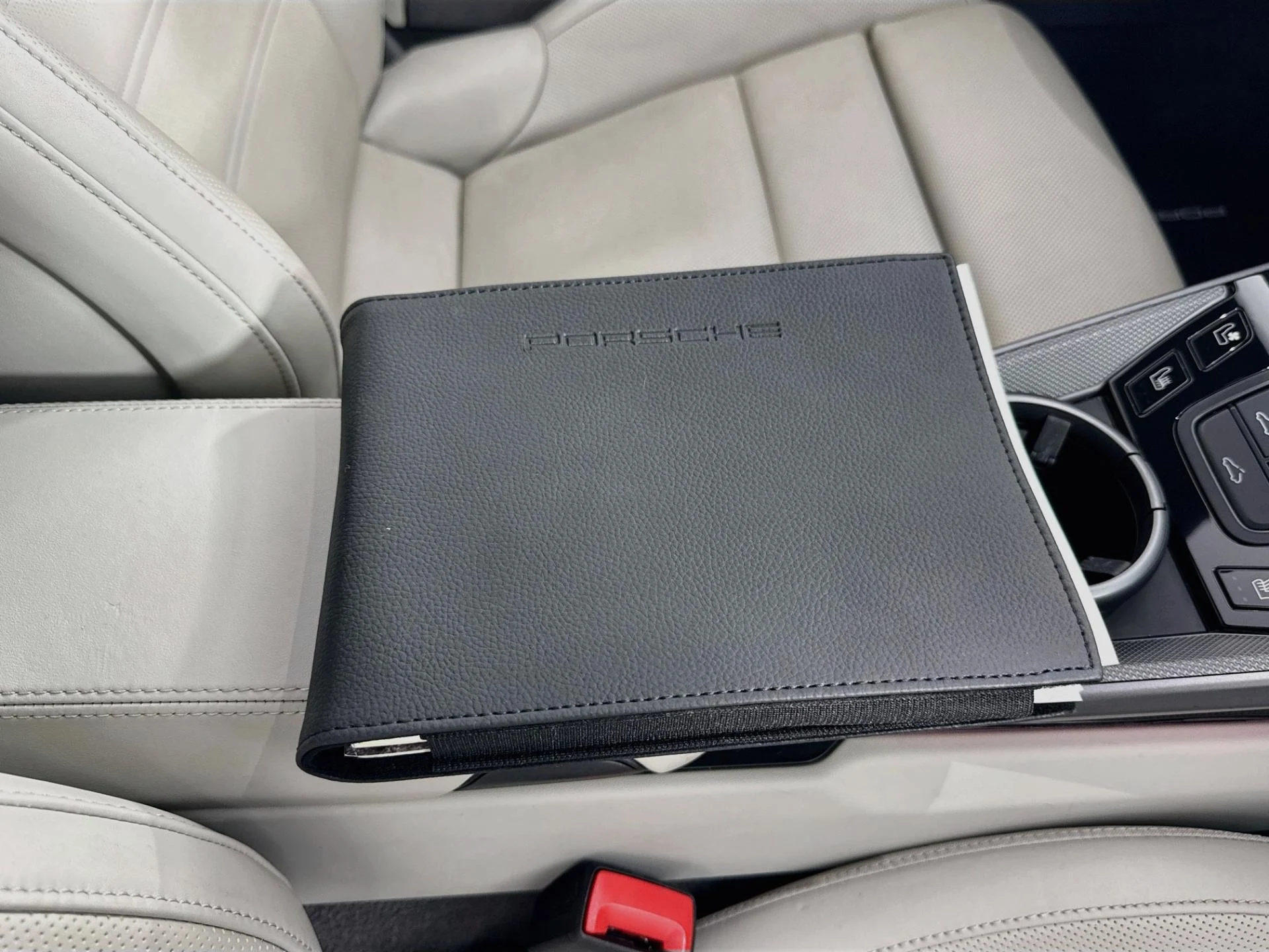 mph065_1349045337_Used_2024_Porsche_911_Carrera_S_1790808468_dce0e1e515