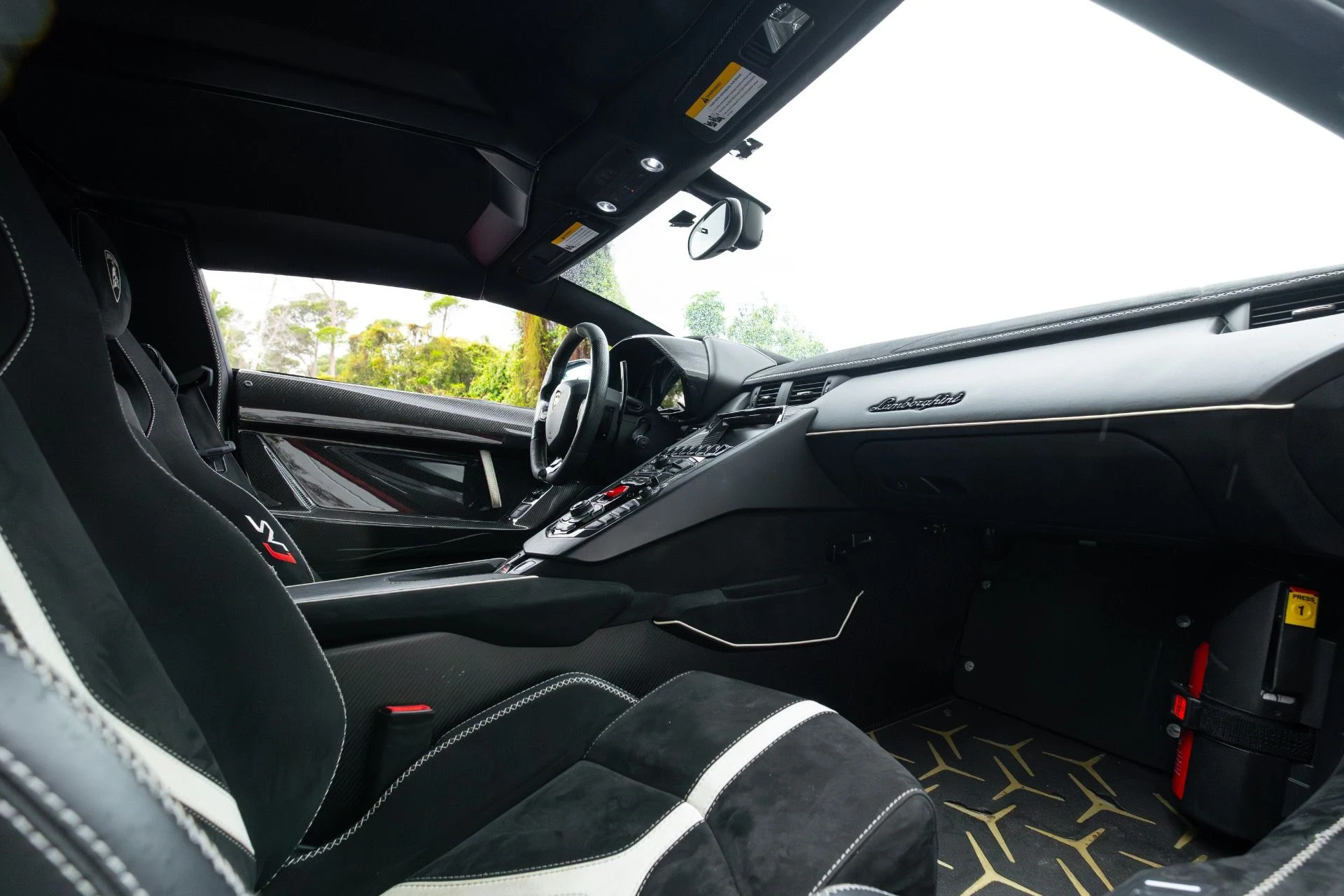 mph065_1354019888_Used_2021_Lamborghini_Aventador_LP_770_4_SVJ_Roadster_1774062335_fded620fbc