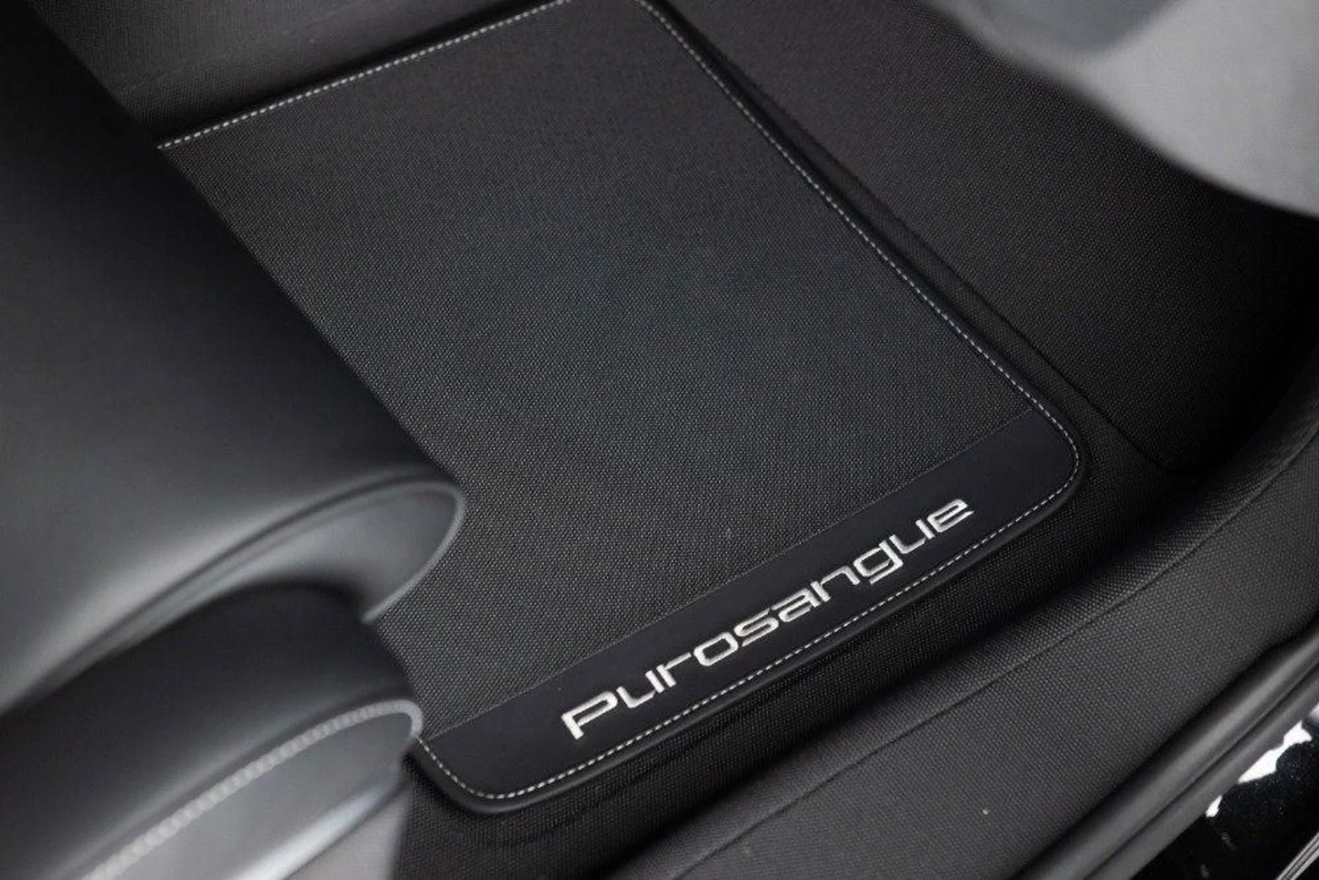 mph065_1401680038_Used_2025_Ferrari_Purosangue_1777382840_dce79983a0