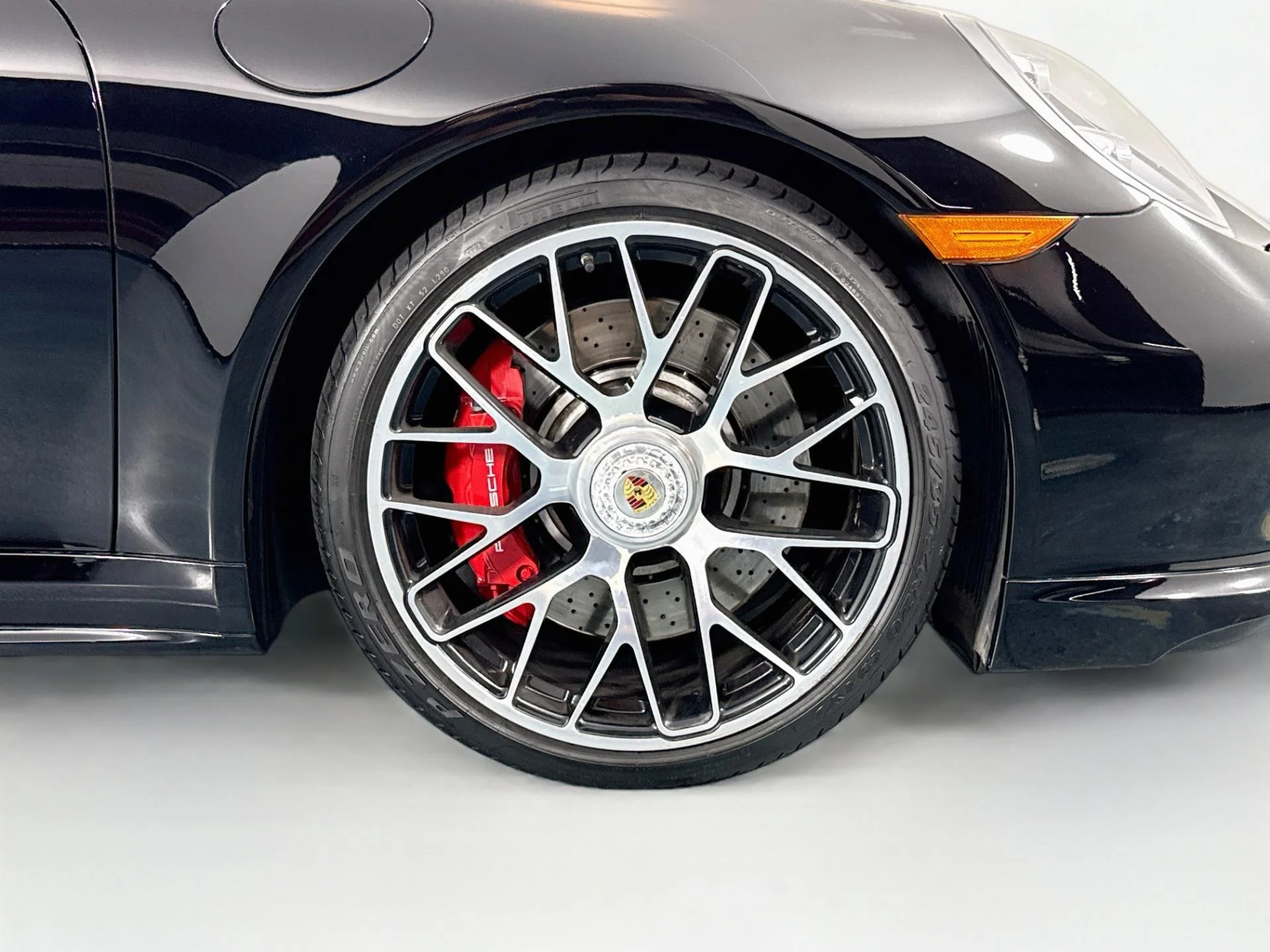 mph065_1439835560_Used_2015_Porsche_911_Turbo_1792520631_85c3edc1b1