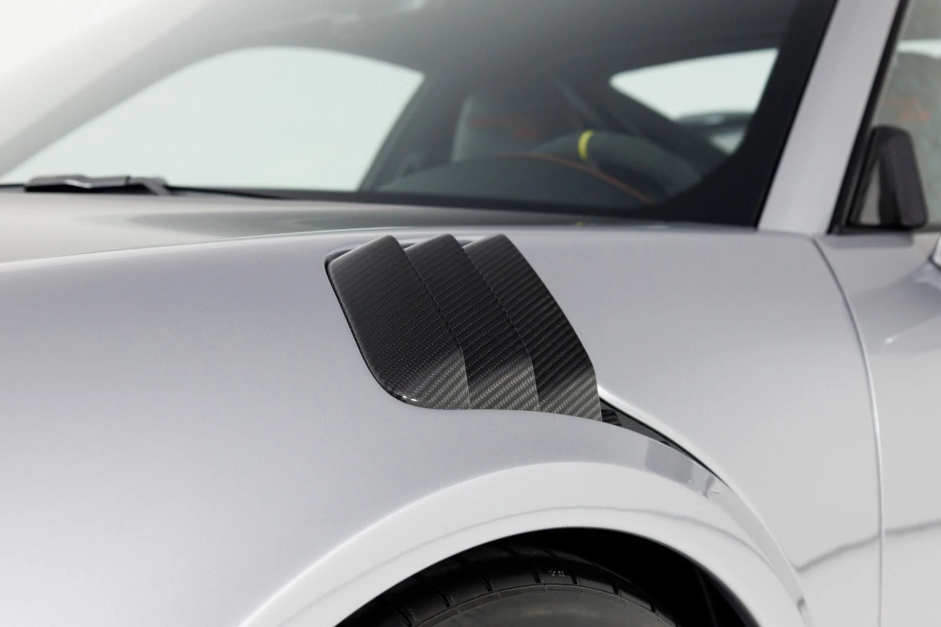 mph065_1474458502_Used_2018_Porsche_911_GT_2_RS_1791916169_ce3285868f