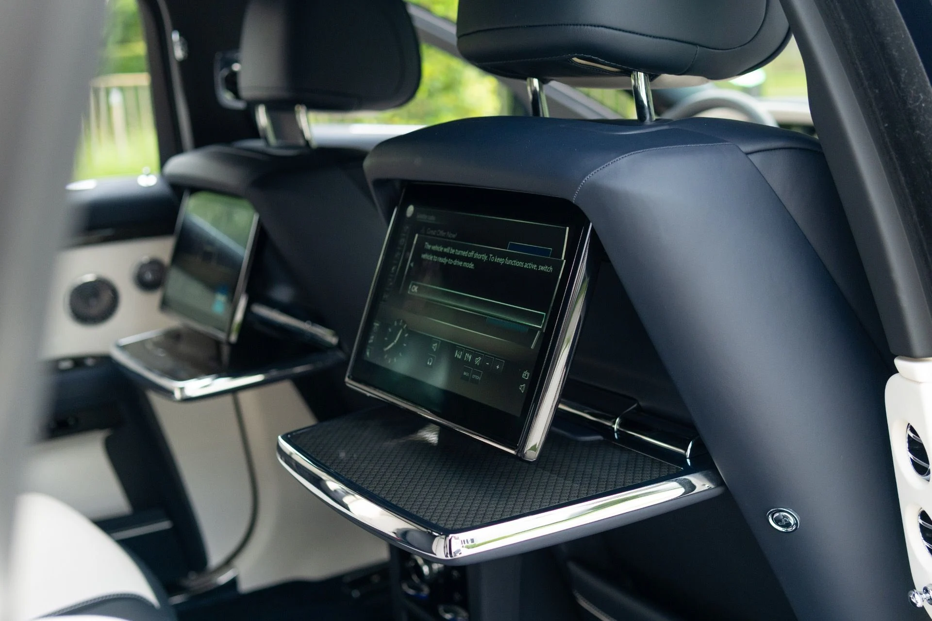 mph065_148814115_Used_2023_Rolls_Royce_Black_Badge_Ghost_1765569637_835636353a