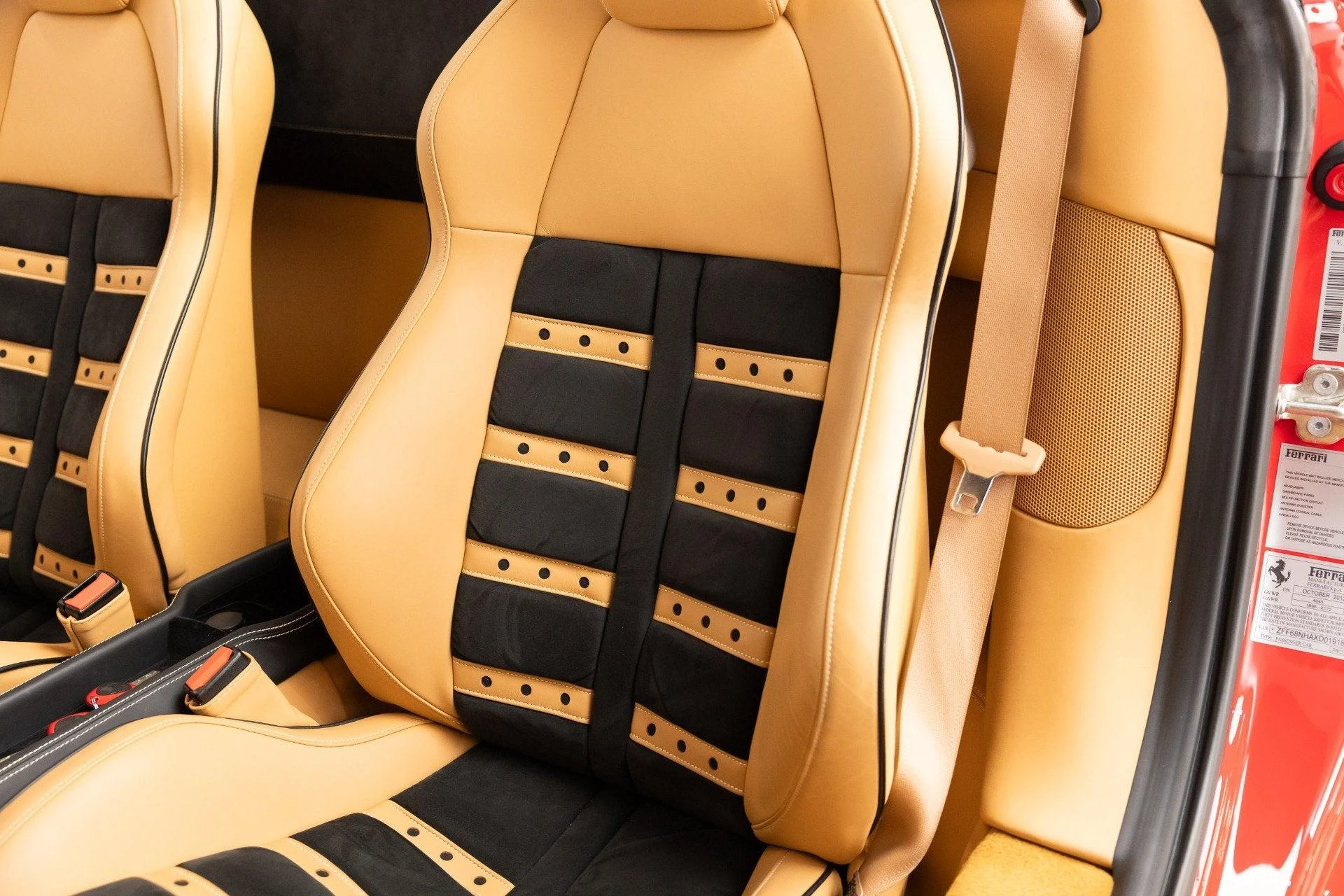mph065_152057768_Used_2013_Ferrari_458_Spider_1791380433_30a2660713