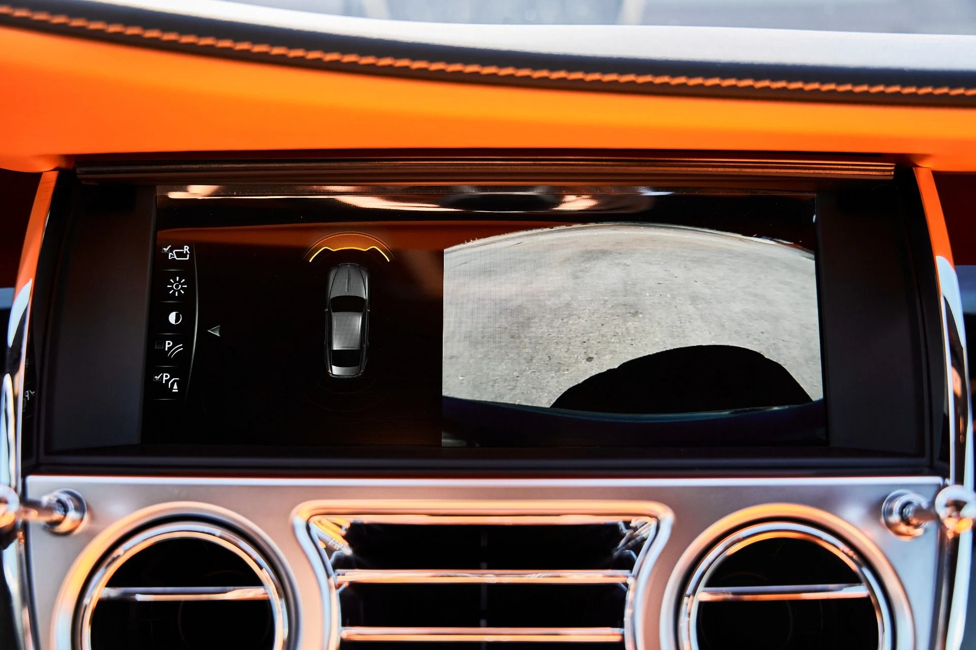 mph065_1520674808_Used_2020_Rolls_Royce_Wraith_Base_1776302674_0ebab7bca8