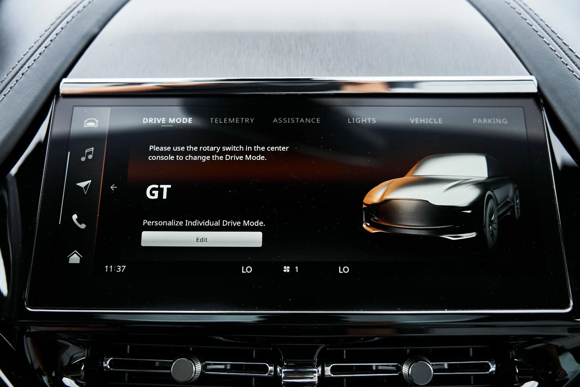 mph065_1526063241_Used_2025_Aston_Martin_DBX_707_1775008047_b3ae85888f