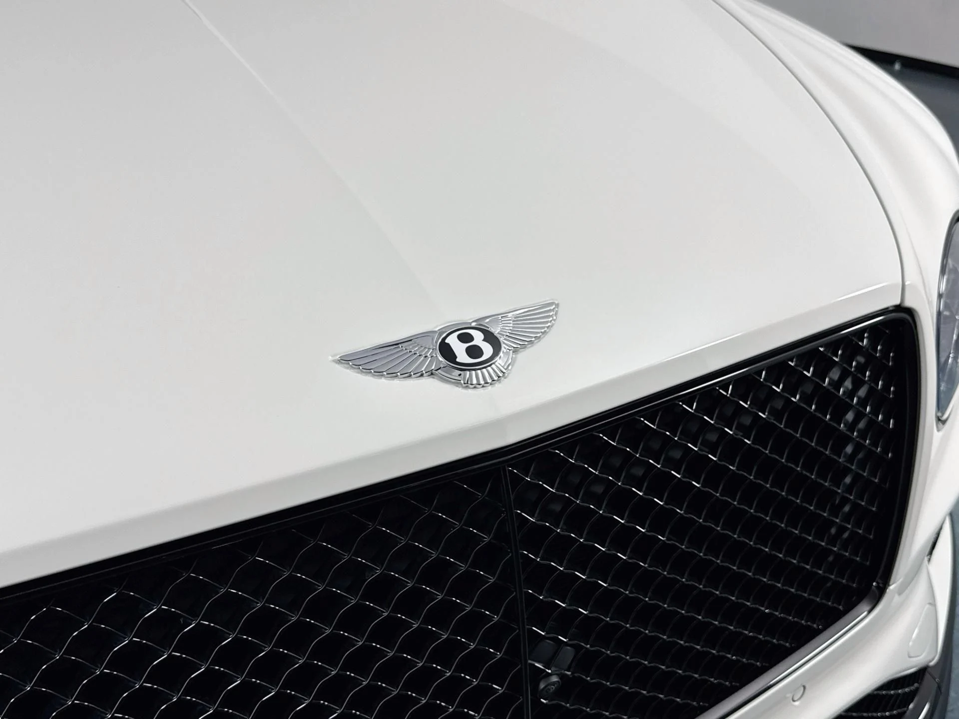mph065_1558640750_Used_2023_Bentley_Bentayga_S_V8_1791232634_73b62a40a0