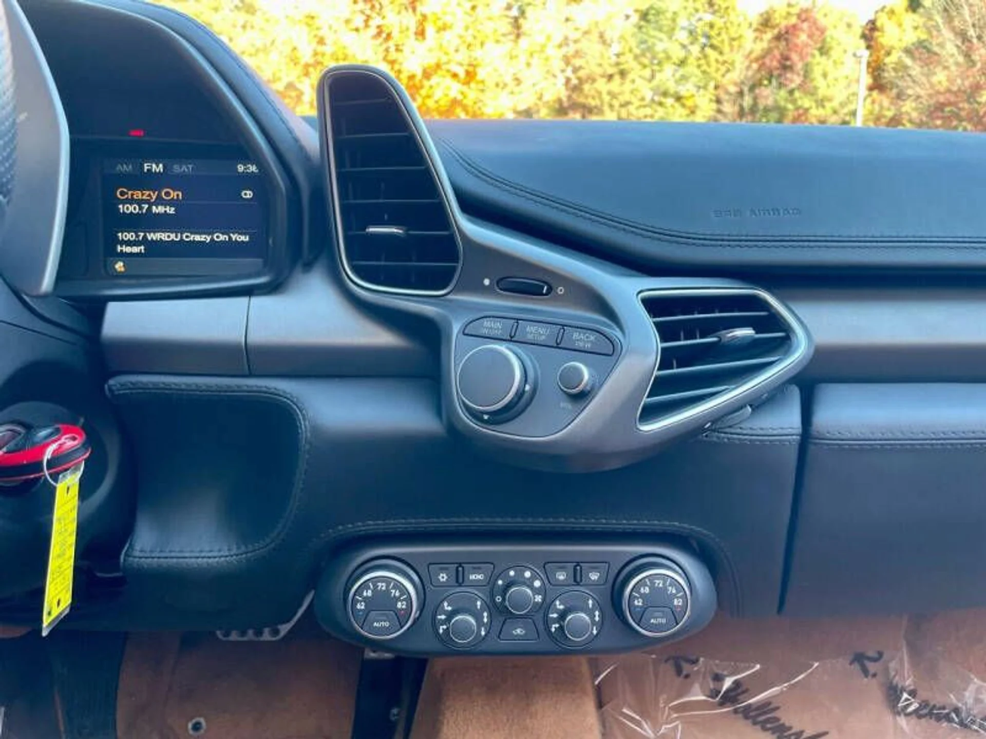 mph065_1595786786_2013_ferrari_458_spider_base_2dr_convertible_743df75847